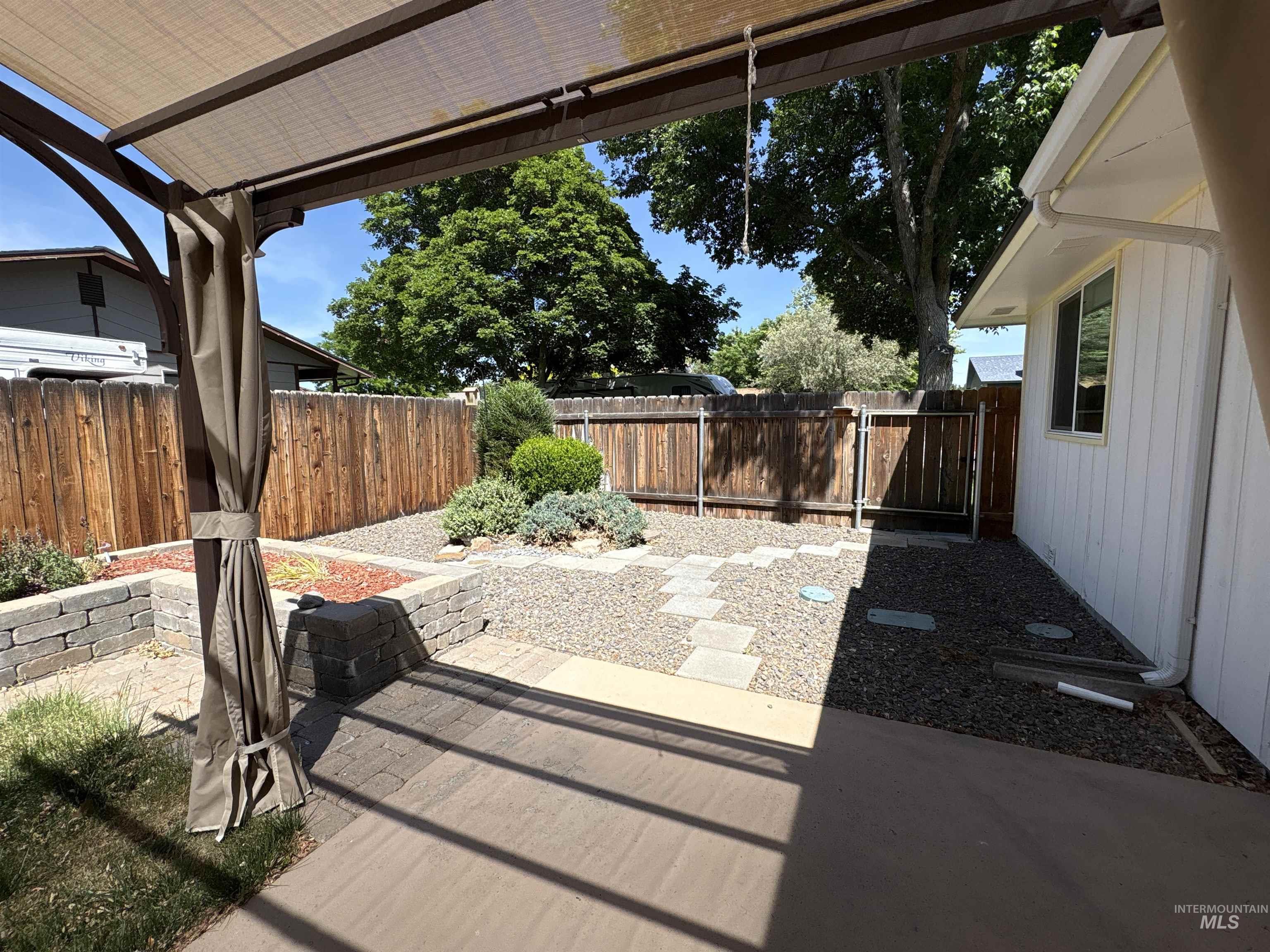 1220 E 9th N, Mountain Home, Idaho 83647-2319, 3 Bedrooms, 2 Bathrooms, Residential For Sale, Price $309,000, 98990946