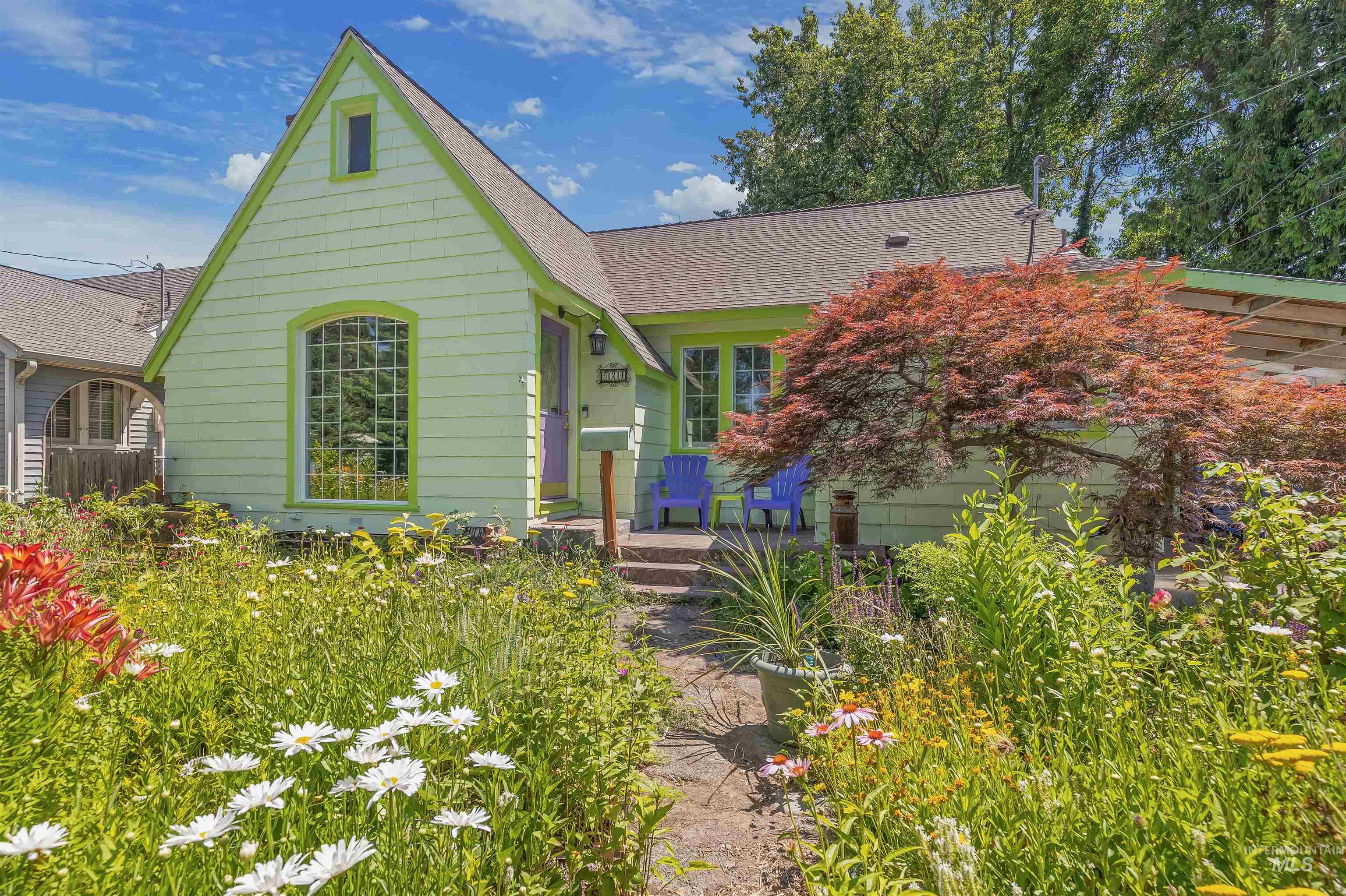 924 N Street, Lewiston, Idaho 83501, 3 Bedrooms, 1.5 Bathrooms, Residential For Sale, Price $384,999, 98990947