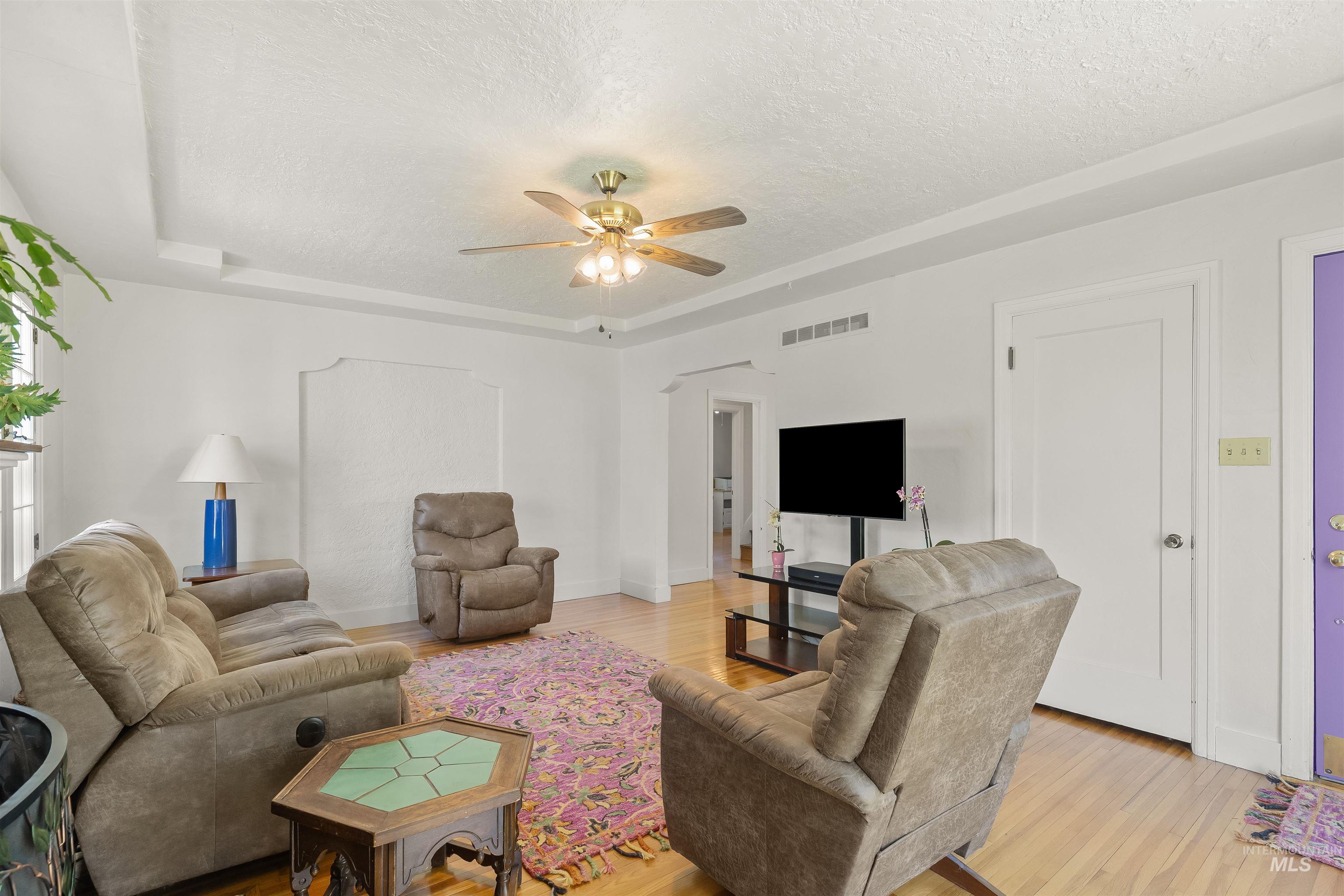 924 N Street, Lewiston, Idaho 83501, 3 Bedrooms, 1.5 Bathrooms, Residential For Sale, Price $384,999, 98990947