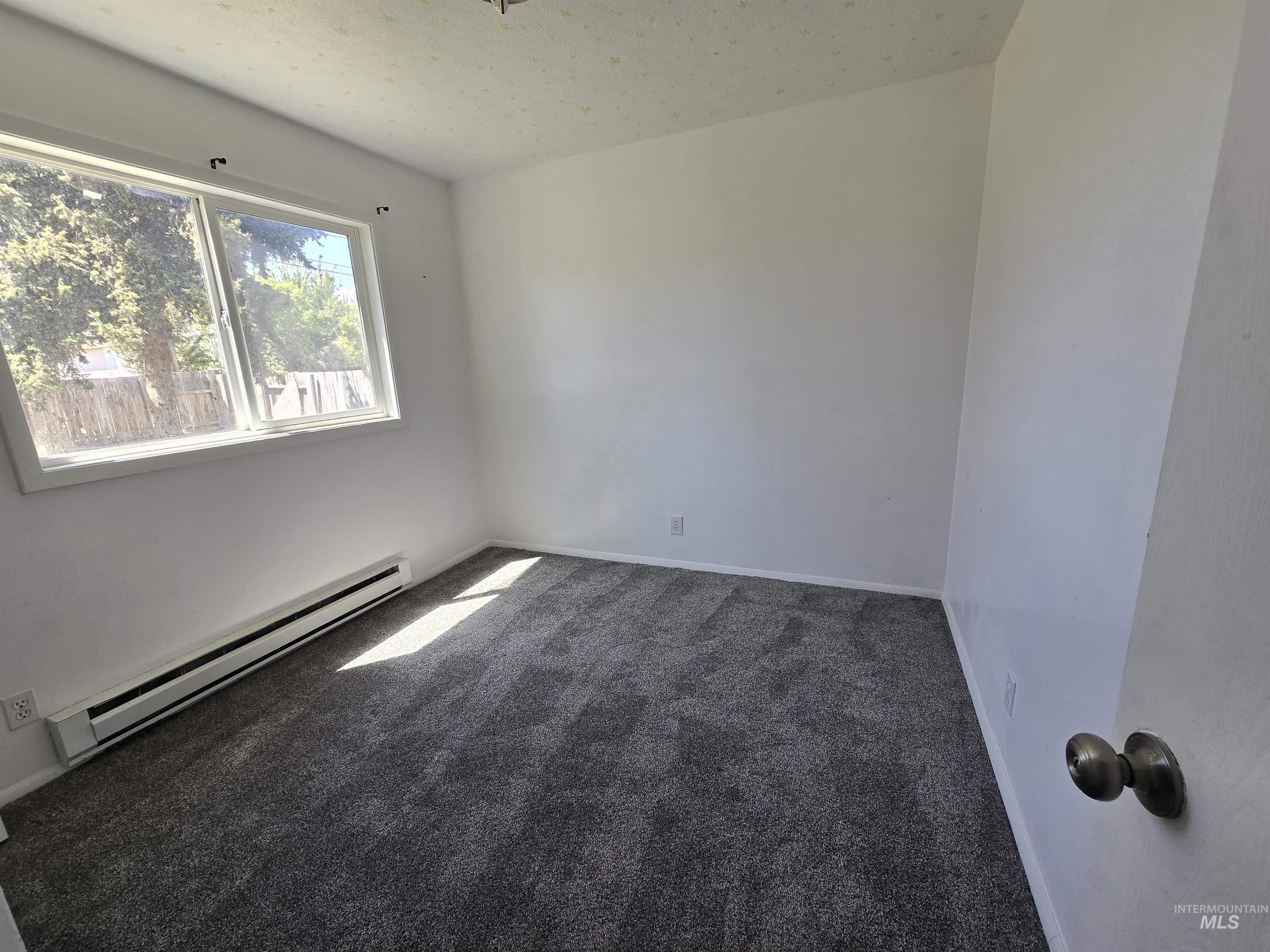 346 N Conant Ave., Burley, Idaho 83318, 3 Bedrooms, 1 Bathroom, Residential For Sale, Price $247,000, 98990951
