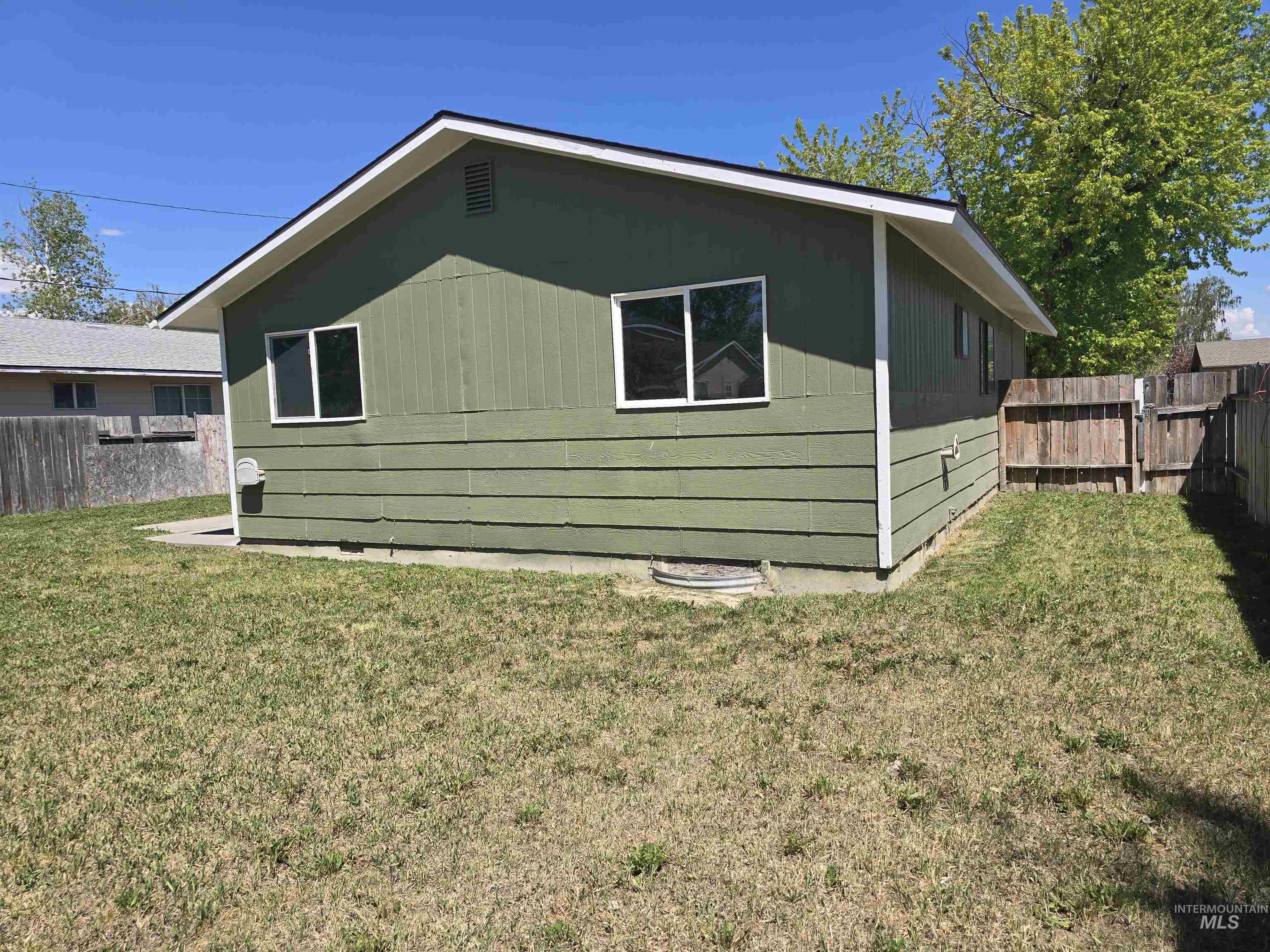 346 N Conant Ave., Burley, Idaho 83318, 3 Bedrooms, 1 Bathroom, Residential For Sale, Price $247,000, 98990951