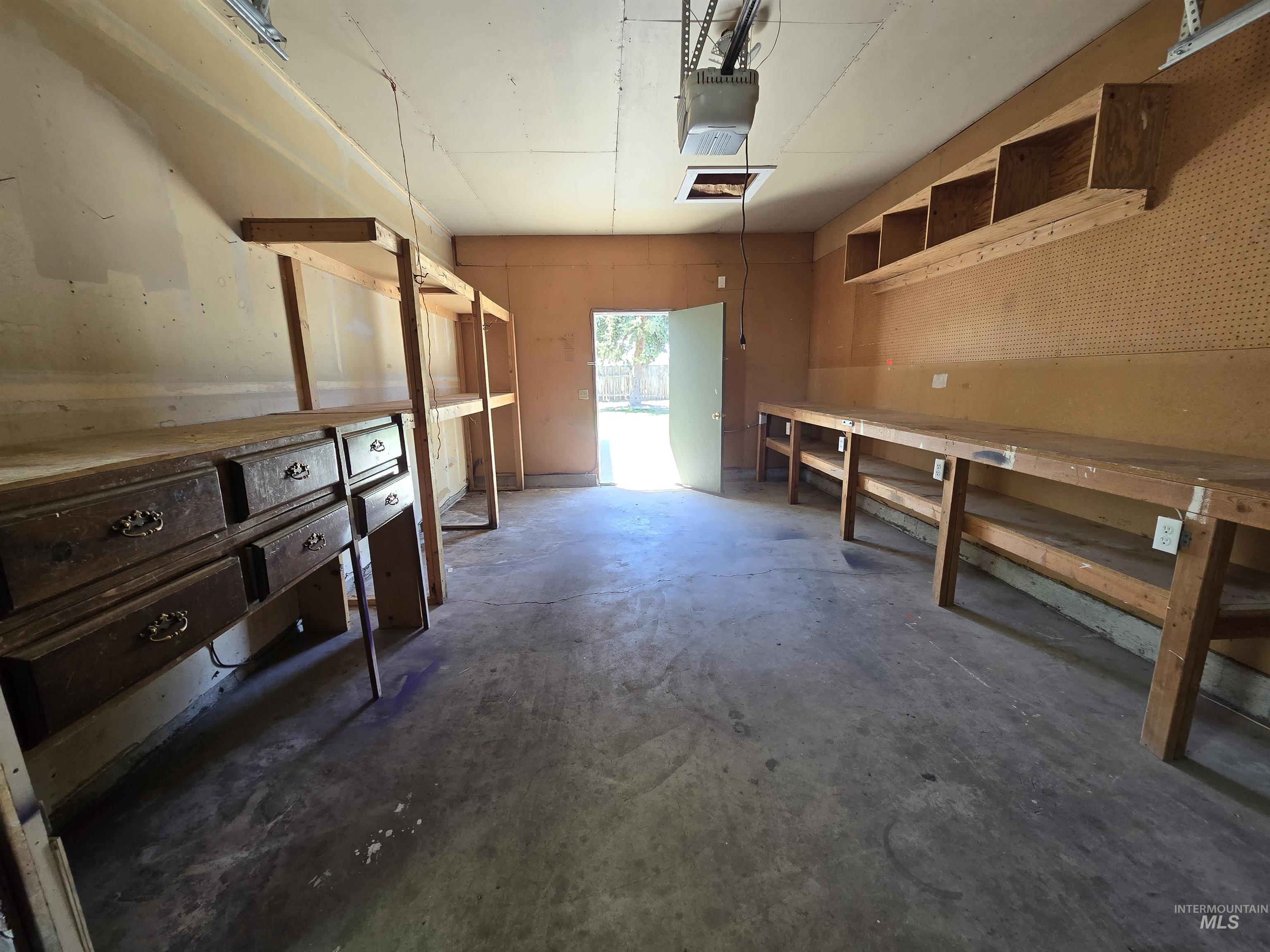346 N Conant Ave., Burley, Idaho 83318, 3 Bedrooms, 1 Bathroom, Residential For Sale, Price $247,000, 98990951