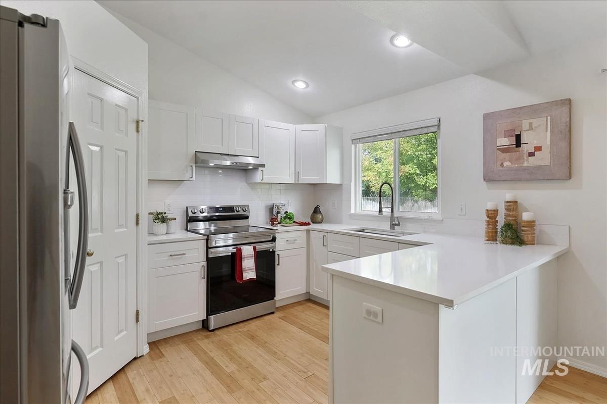 16915 N Waterford Way, Nampa, Idaho 83687, 3 Bedrooms, 2 Bathrooms, Residential For Sale, Price $398,000, 98990954