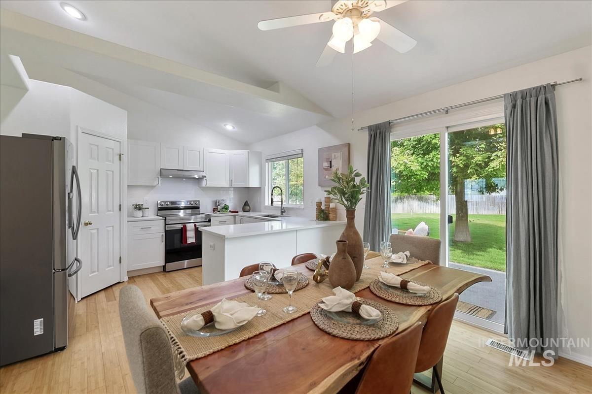 16915 N Waterford Way, Nampa, Idaho 83687, 3 Bedrooms, 2 Bathrooms, Residential For Sale, Price $398,000, 98990954