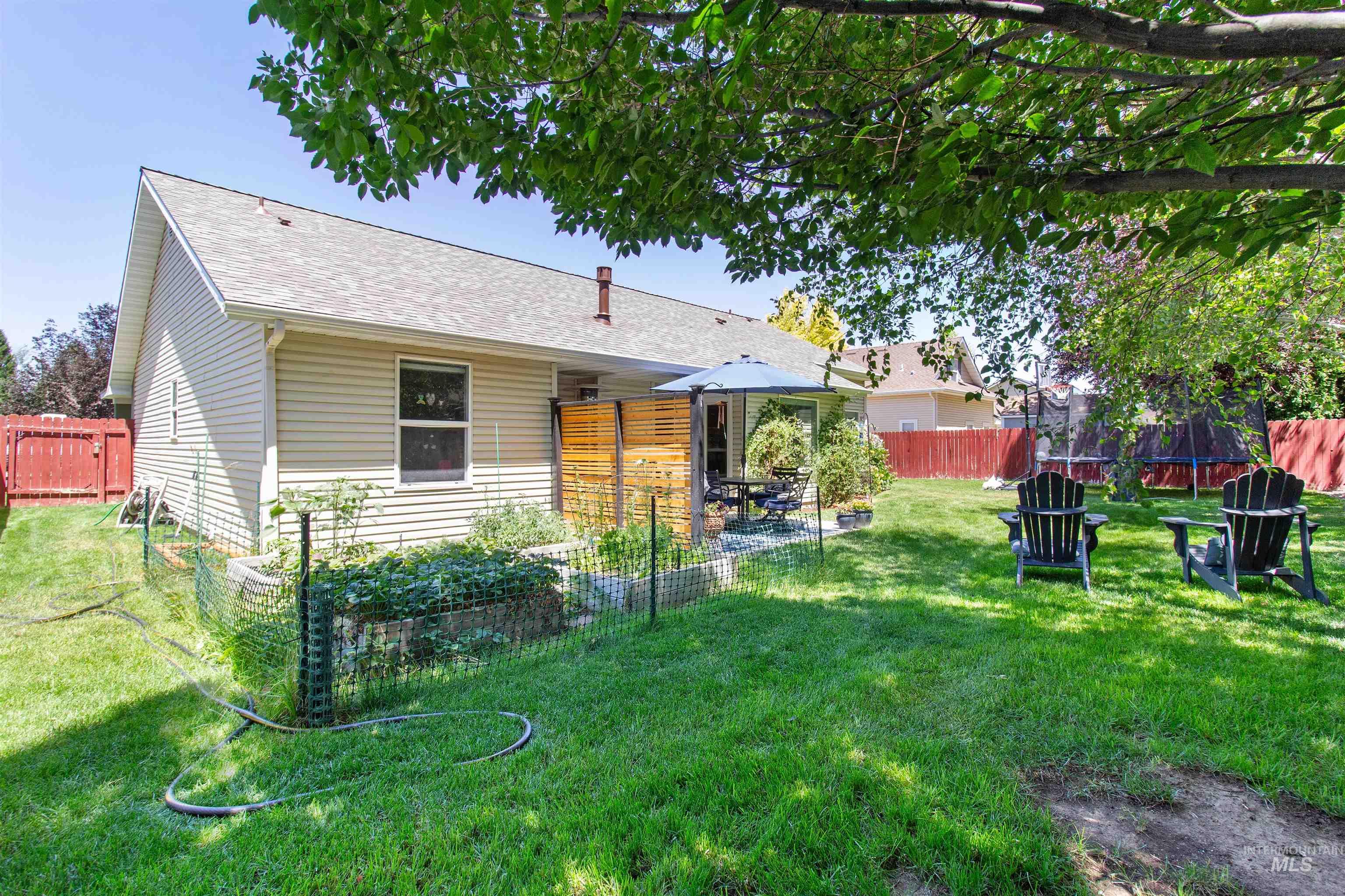 469 Shadetree Trail, Twin Falls, Idaho 83301, 4 Bedrooms, 2 Bathrooms, Residential For Sale, Price $455,000, 98990959