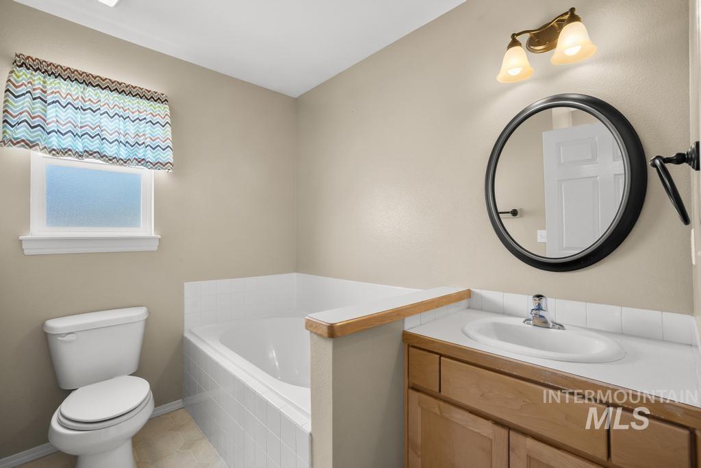 1837 W Merganzer Dr, Meridian, Idaho 83642-6179, 4 Bedrooms, 2.5 Bathrooms, Residential For Sale, Price $570,000, 98990960