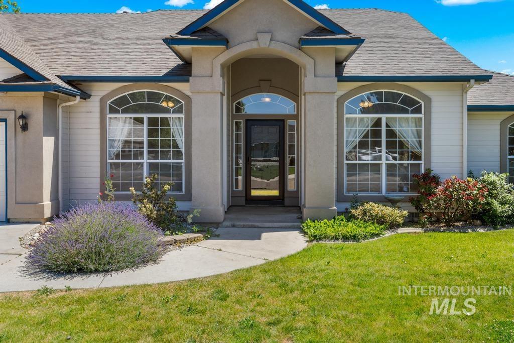 1837 W Merganzer Dr, Meridian, Idaho 83642-6179, 4 Bedrooms, 2.5 Bathrooms, Residential For Sale, Price $570,000, 98990960