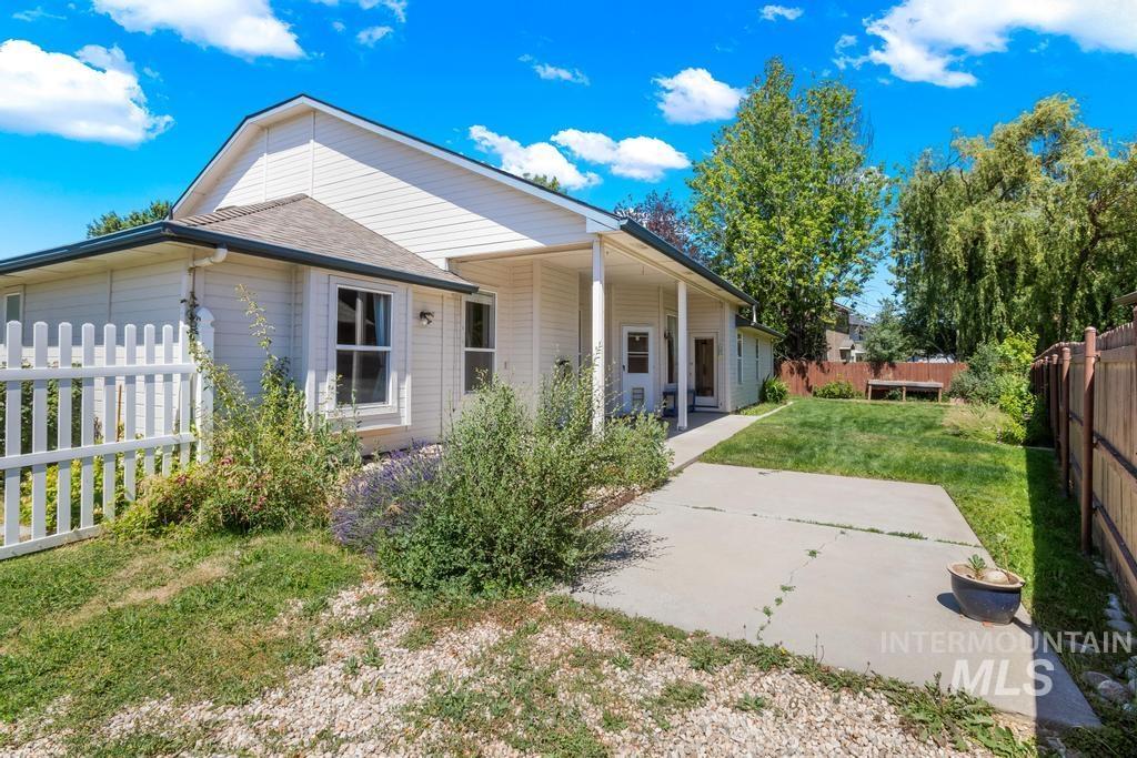 1837 W Merganzer Dr, Meridian, Idaho 83642-6179, 4 Bedrooms, 2.5 Bathrooms, Residential For Sale, Price $570,000, 98990960