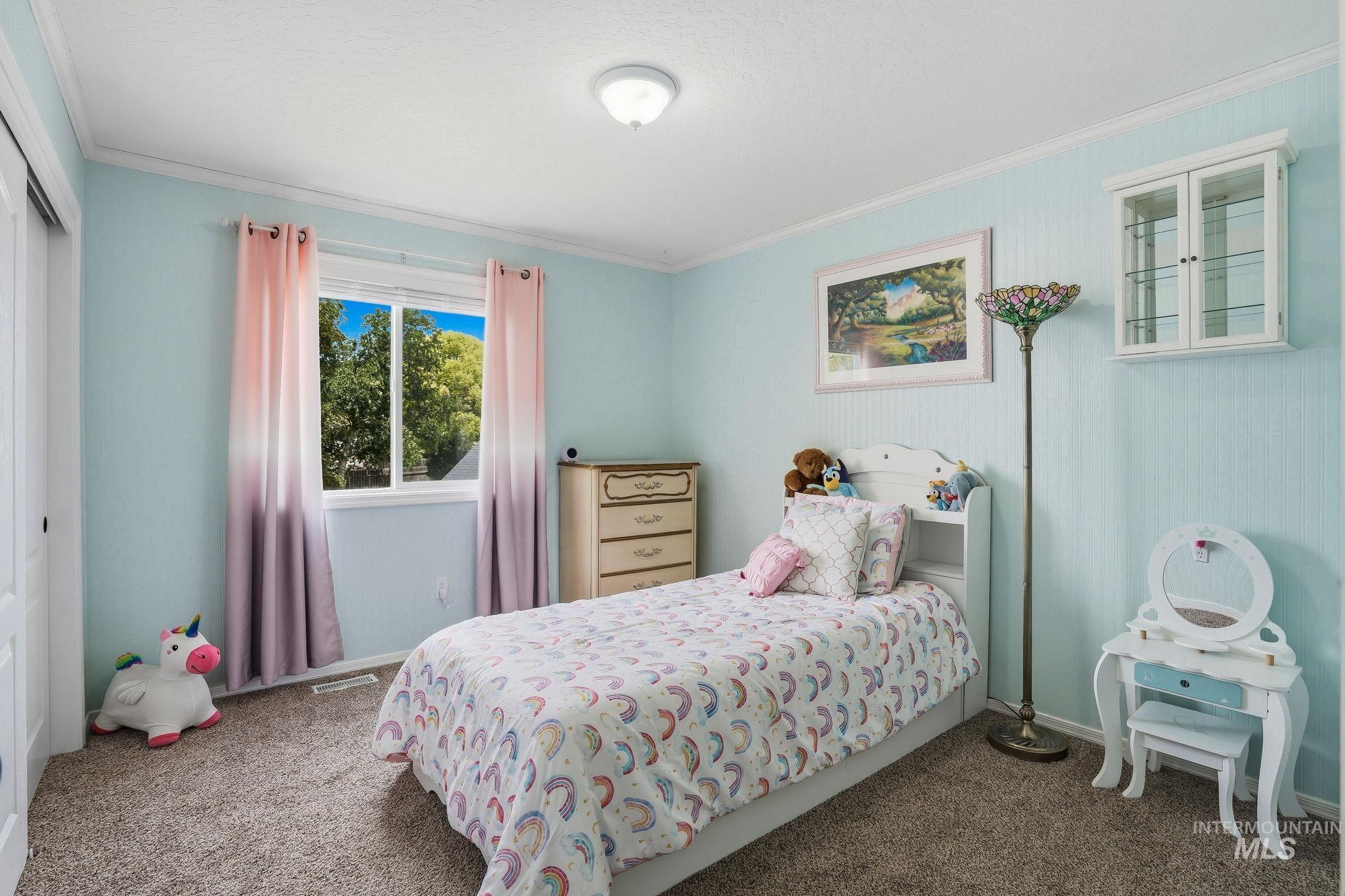 2251 N Baywing Hawk Pl, Kuna, Idaho 83634, 5 Bedrooms, 2.5 Bathrooms, Residential For Sale, Price $515,000, 98990961