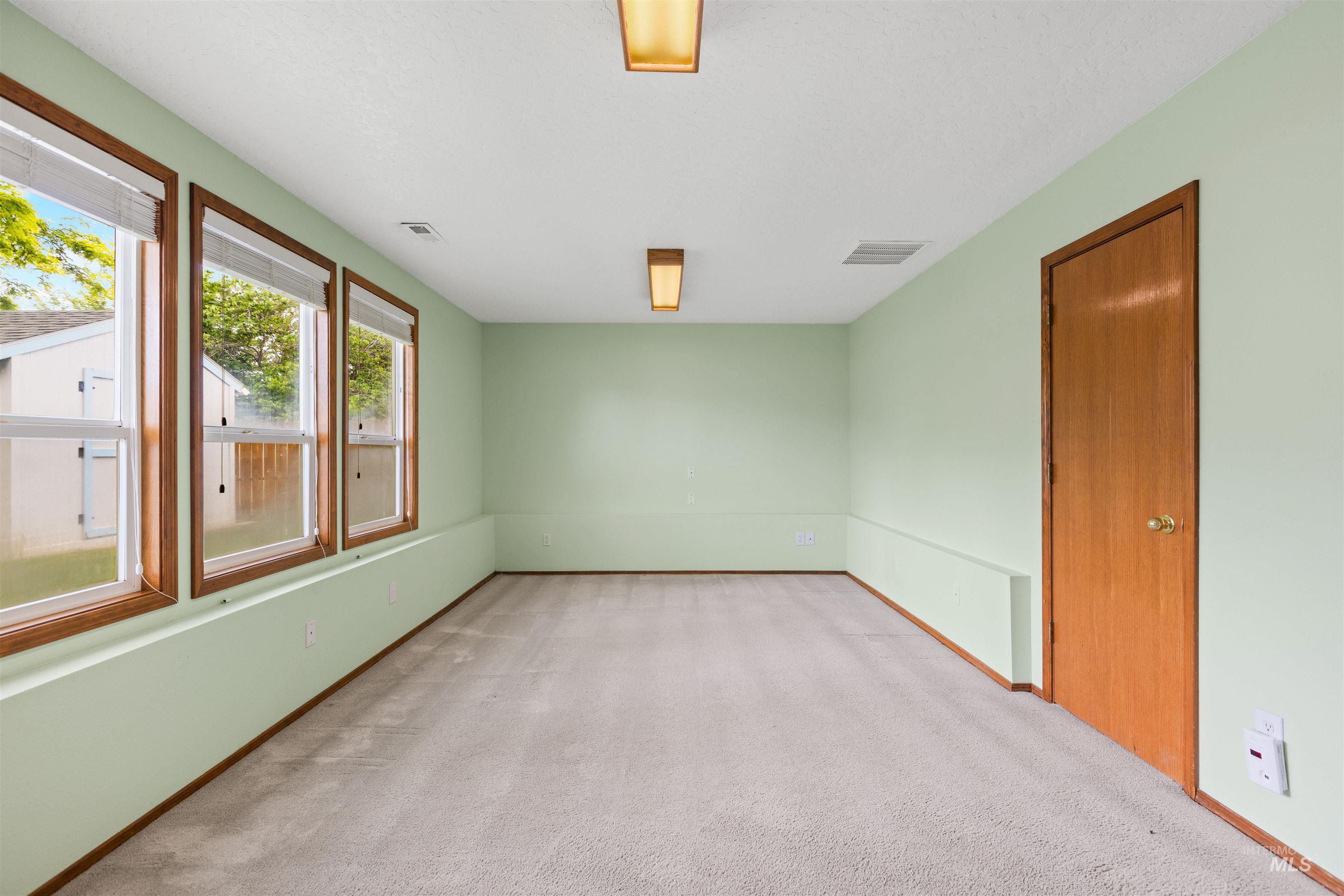 2920 Myrtlewood Way, Nampa, Idaho 83686, 4 Bedrooms, 3 Bathrooms, Residential For Sale, Price $430,000, 98990962