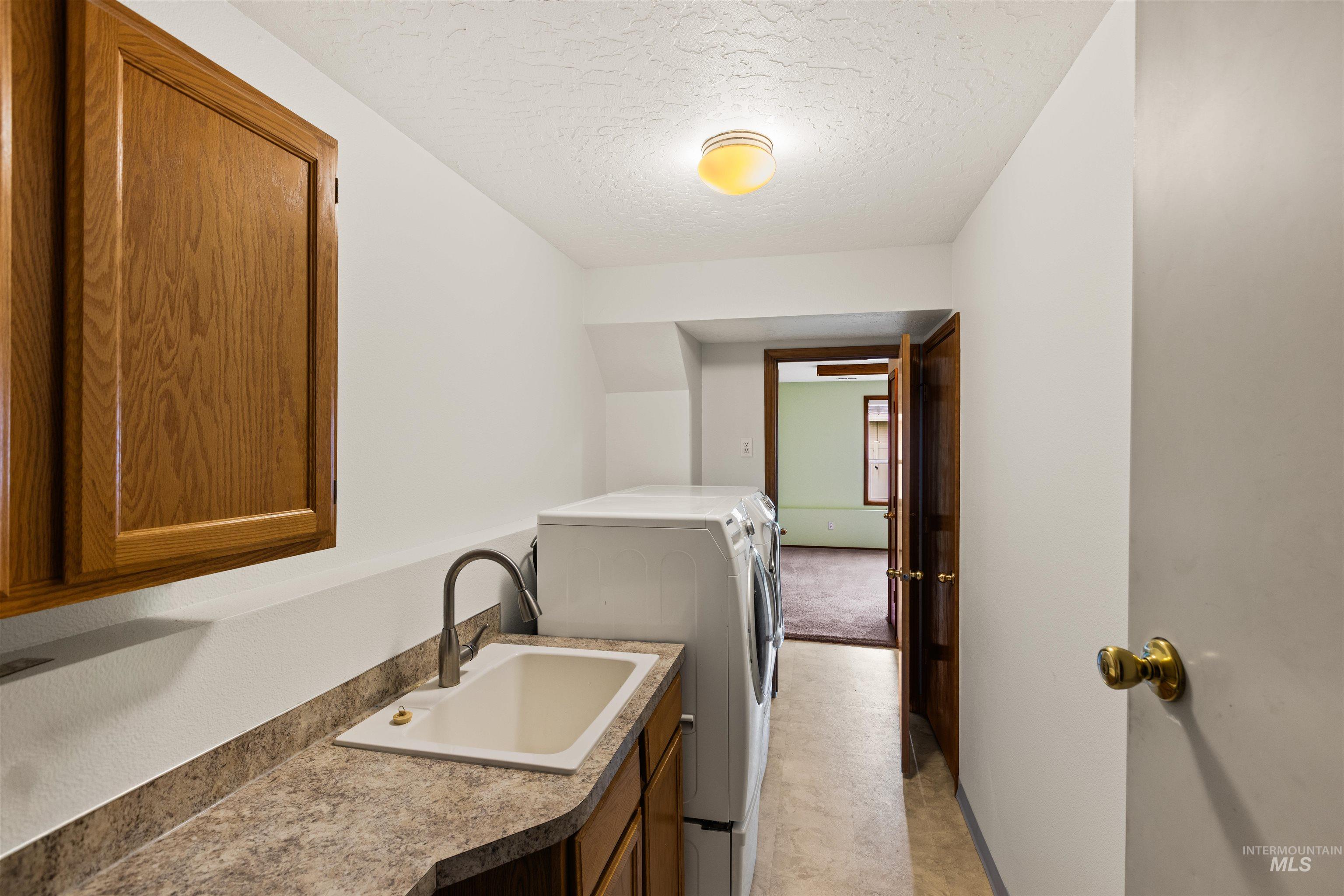 2920 Myrtlewood Way, Nampa, Idaho 83686, 4 Bedrooms, 3 Bathrooms, Residential For Sale, Price $430,000, 98990962