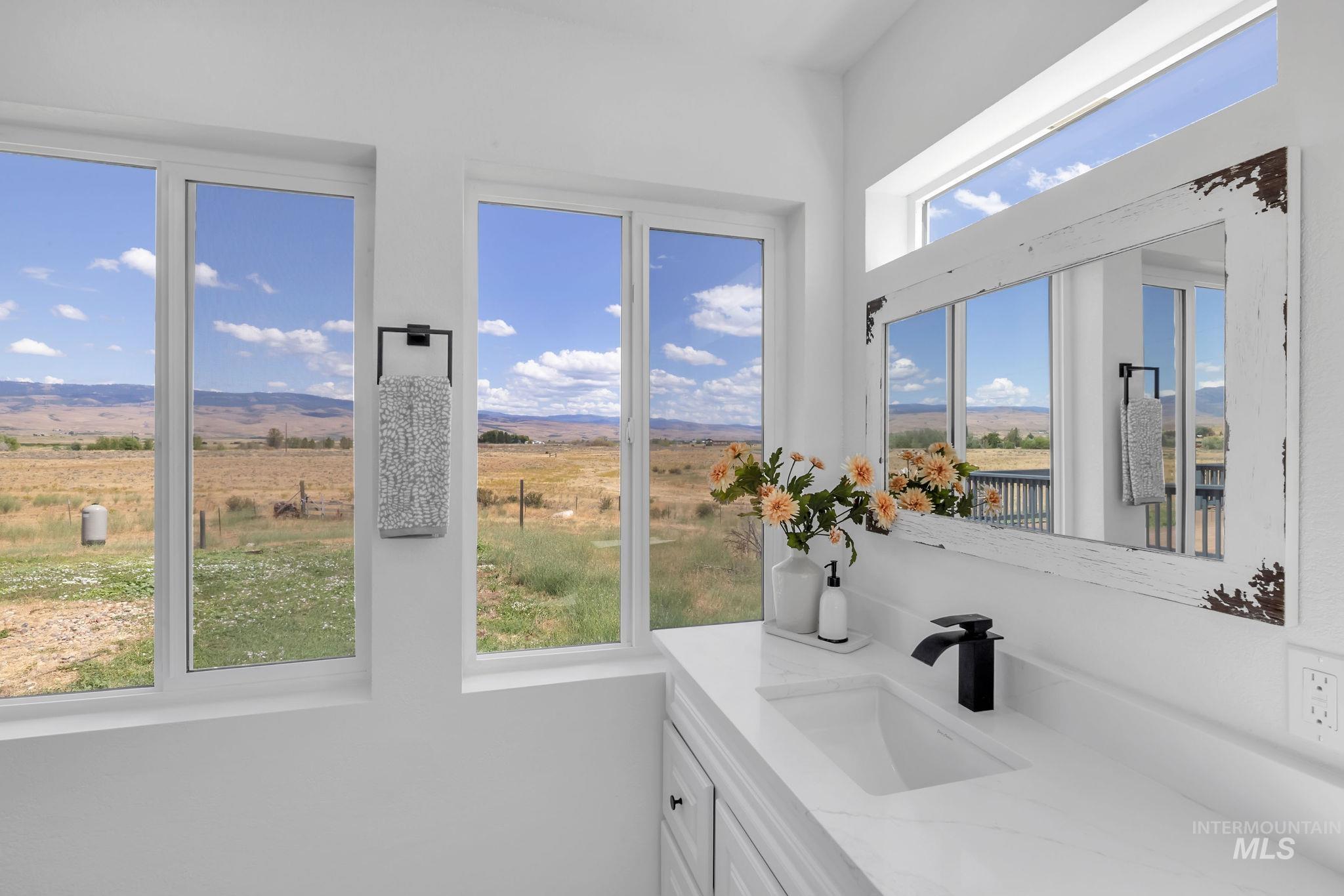 1070 W Indian Valley Rd, Indian Valley, Idaho 83632, 4 Bedrooms, 3 Bathrooms, Residential For Sale, Price $549,000, 98990963