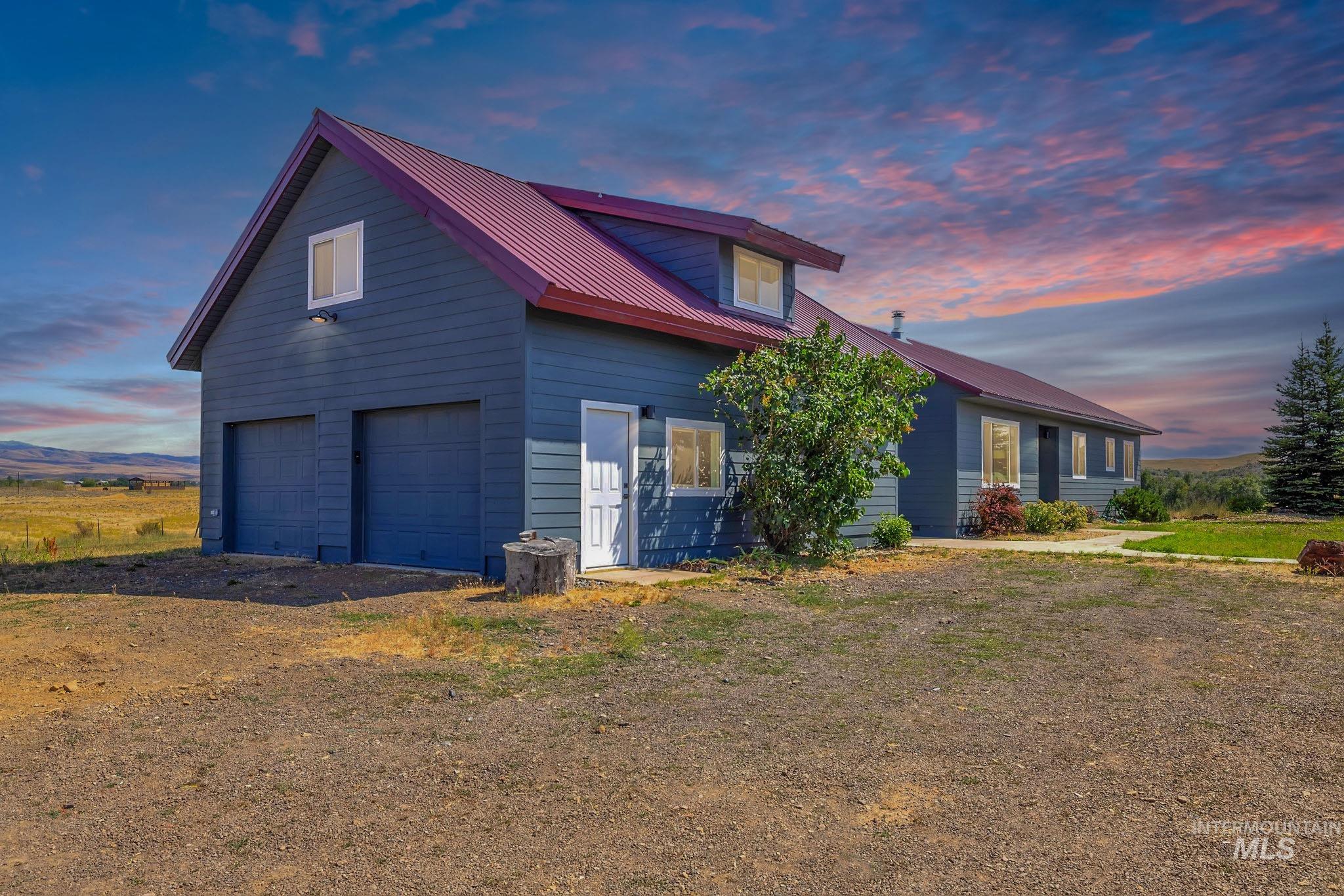 1070 W Indian Valley Rd, Indian Valley, Idaho 83632, 4 Bedrooms, 3 Bathrooms, Residential For Sale, Price $549,000, 98990963