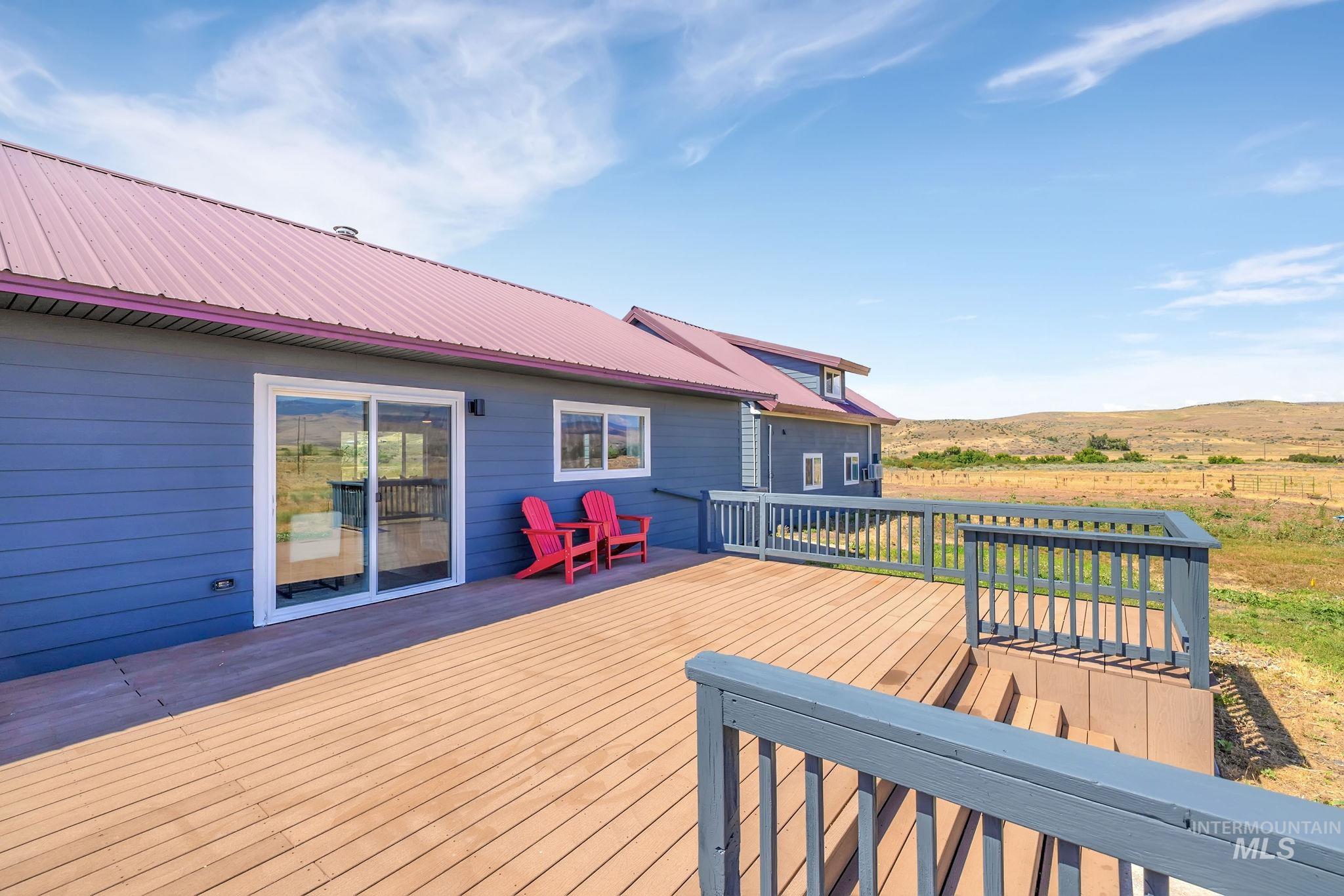1070 W Indian Valley Rd, Indian Valley, Idaho 83632, 4 Bedrooms, 3 Bathrooms, Residential For Sale, Price $549,000, 98990963