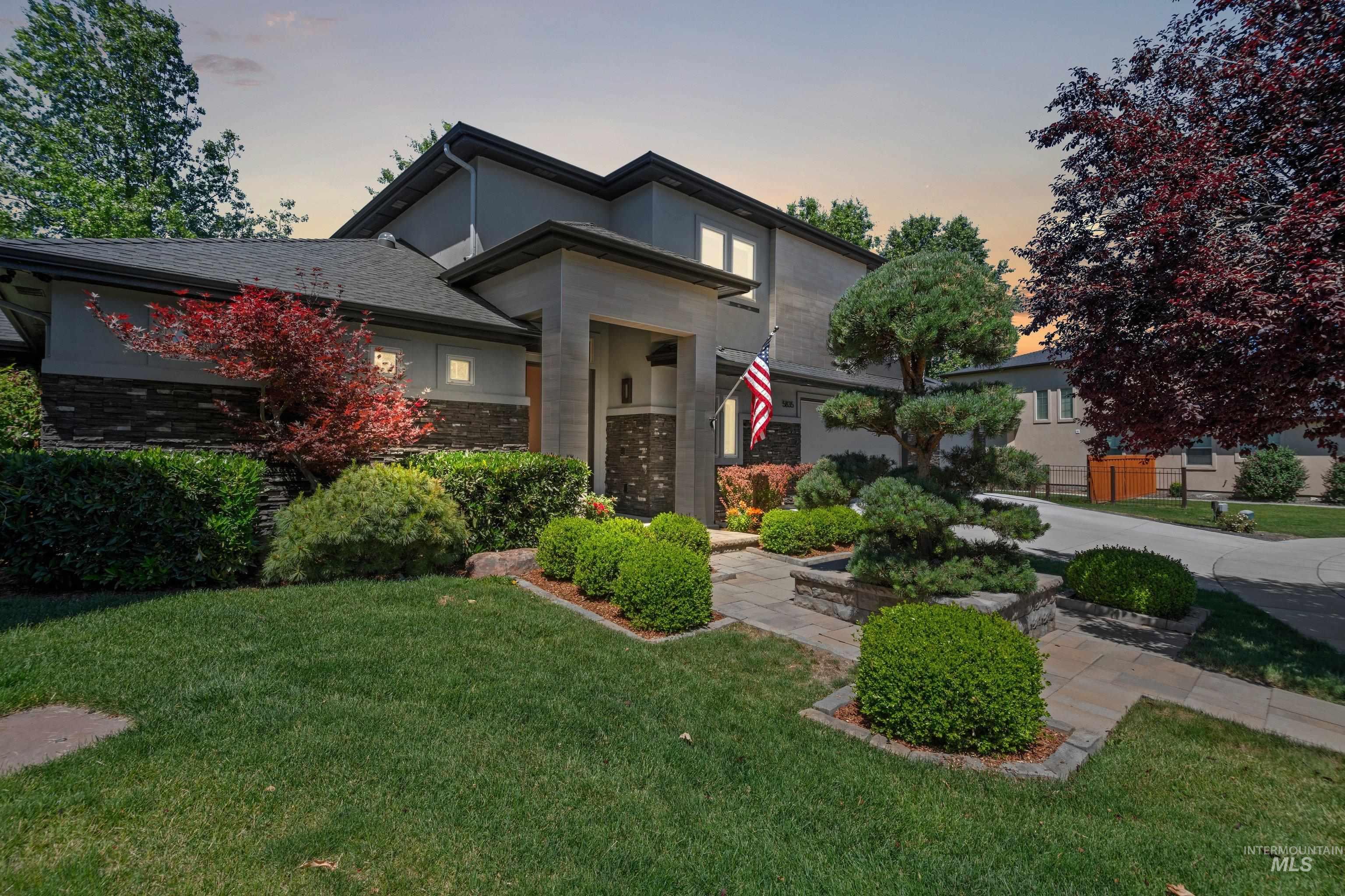 5835 N Red Hills Pl, Meridian, Idaho 83646, 3 Bedrooms, 2.5 Bathrooms, Residential For Sale, Price $868,000, 98990965