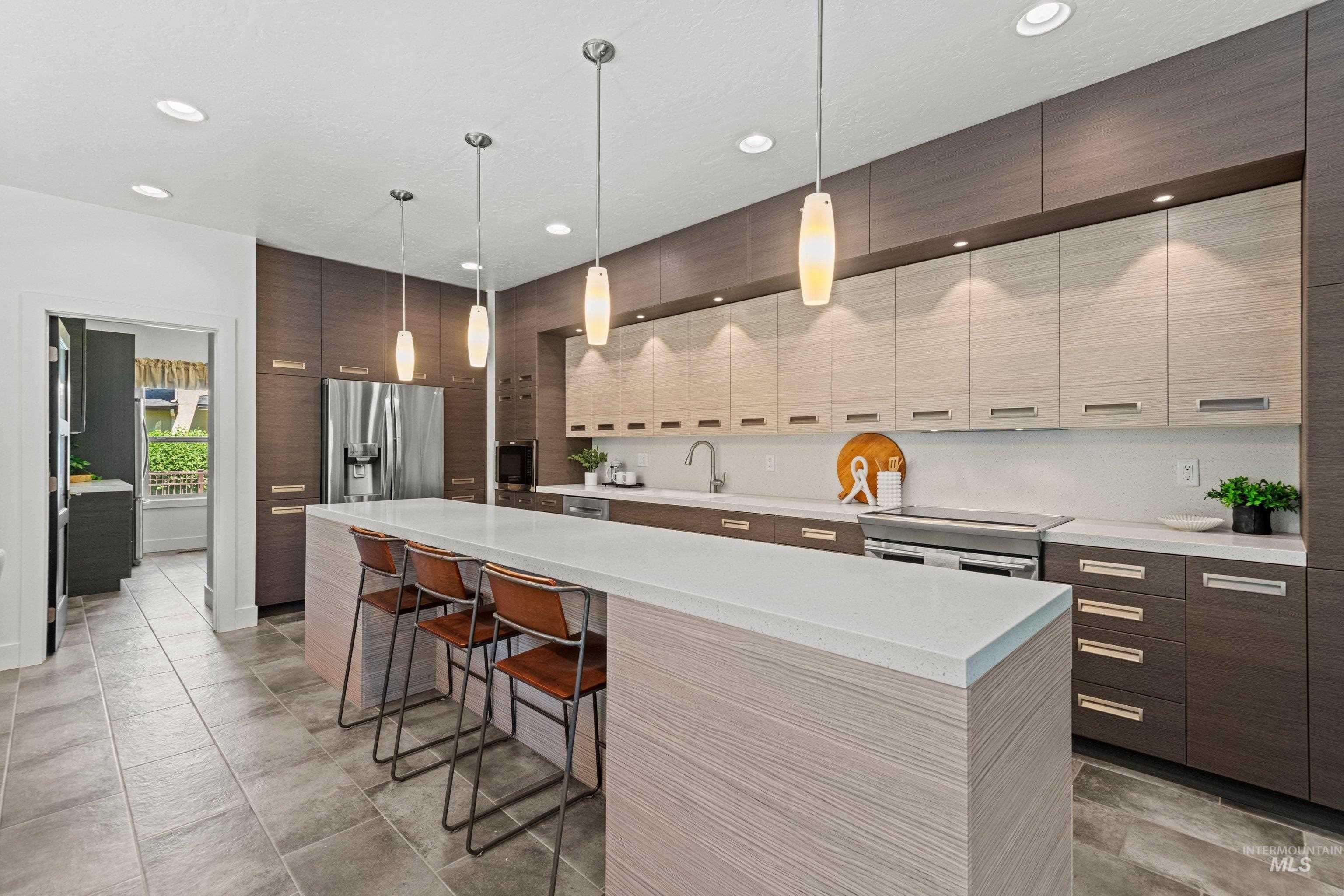 5835 N Red Hills Pl, Meridian, Idaho 83646, 3 Bedrooms, 2.5 Bathrooms, Residential For Sale, Price $868,000, 98990965