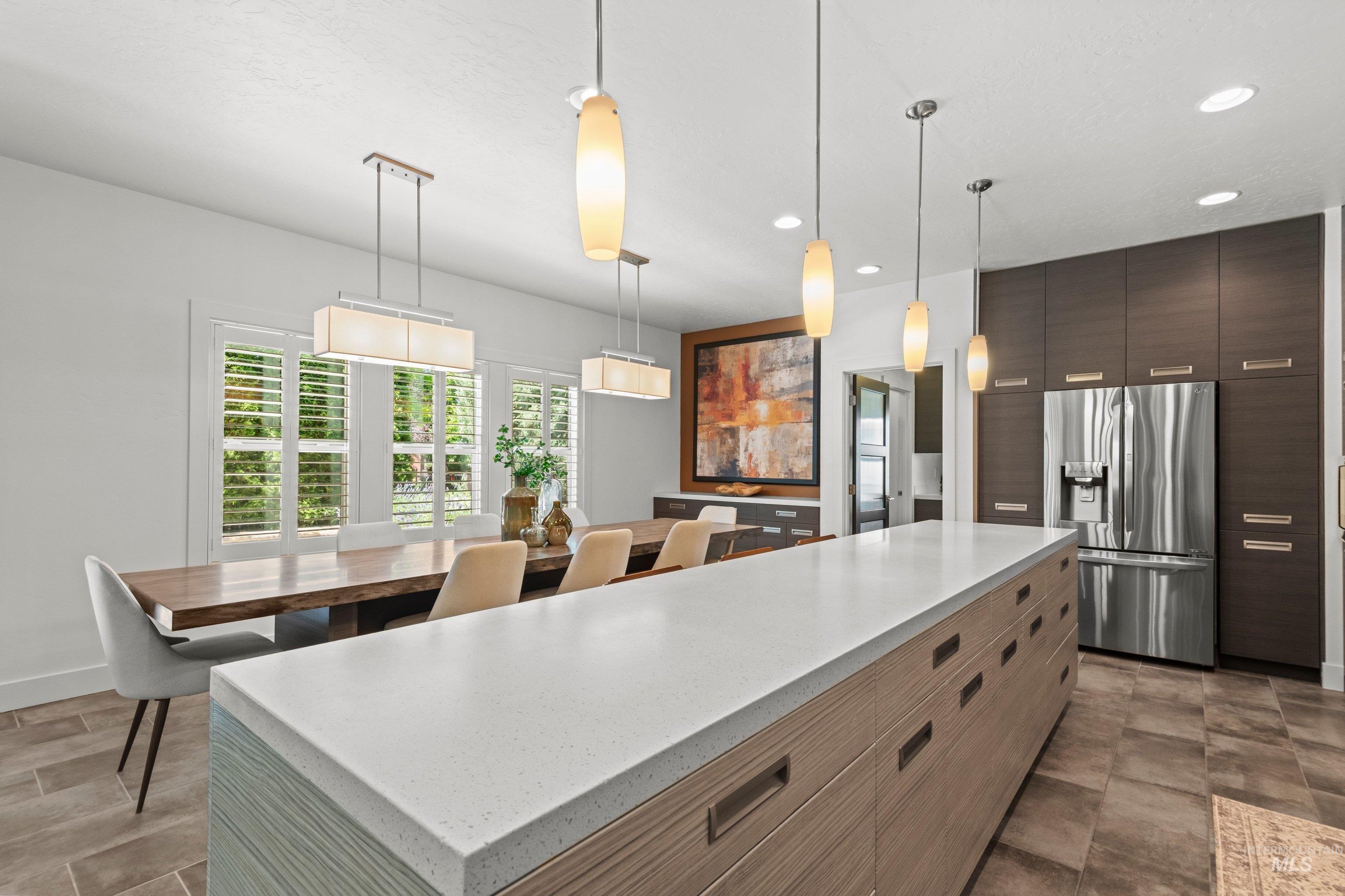 5835 N Red Hills Pl, Meridian, Idaho 83646, 3 Bedrooms, 2.5 Bathrooms, Residential For Sale, Price $868,000, 98990965