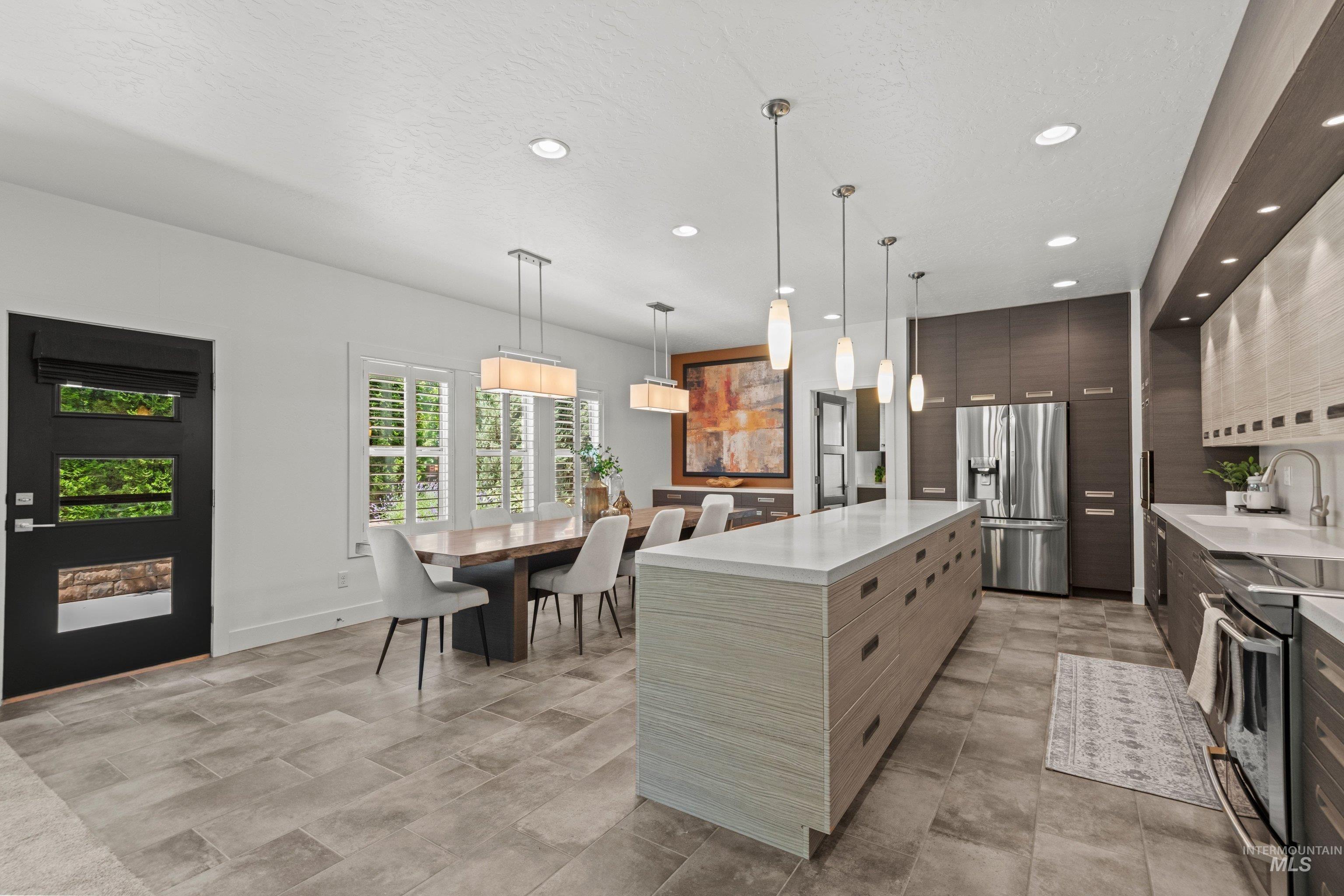 5835 N Red Hills Pl, Meridian, Idaho 83646, 3 Bedrooms, 2.5 Bathrooms, Residential For Sale, Price $868,000, 98990965