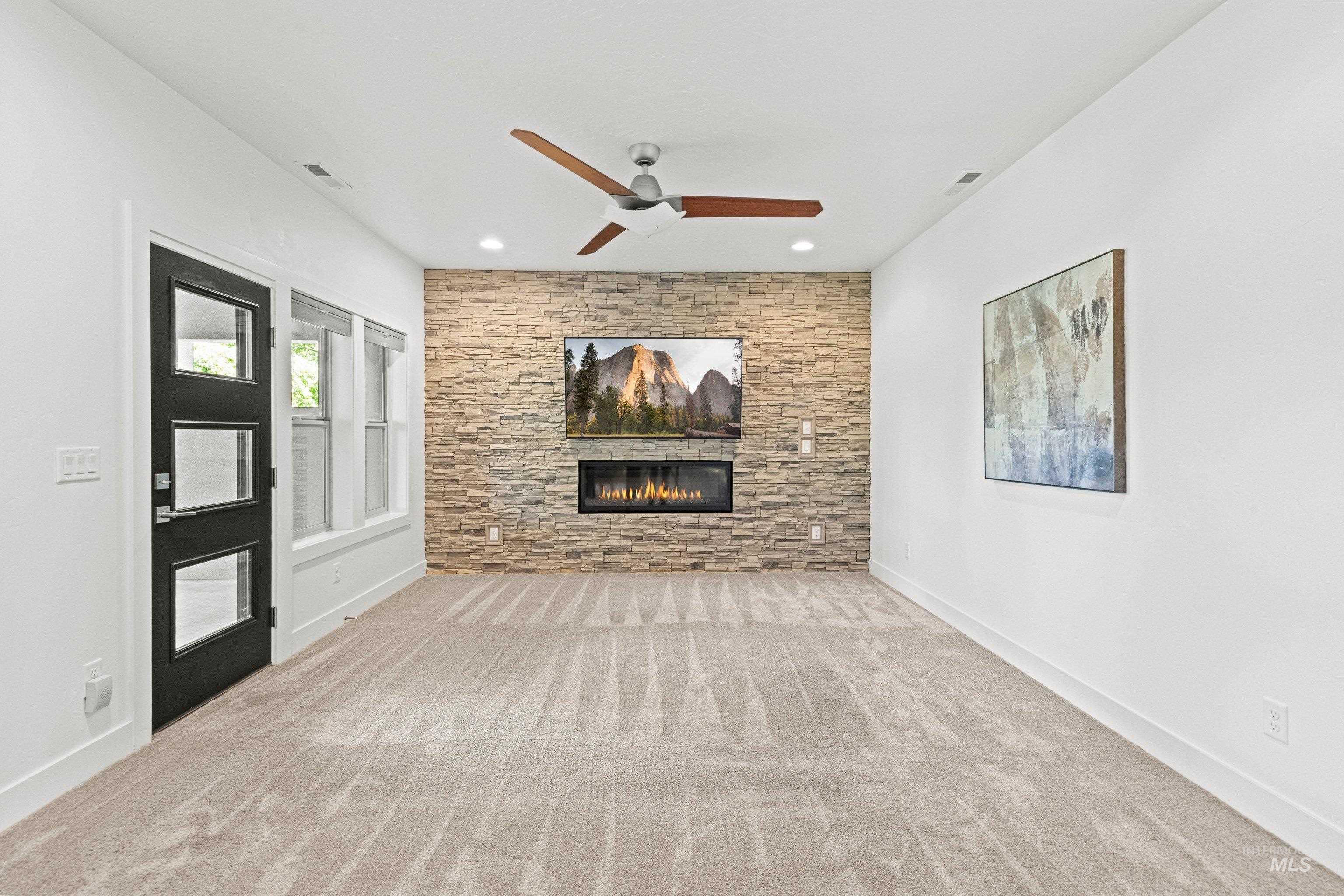 5835 N Red Hills Pl, Meridian, Idaho 83646, 3 Bedrooms, 2.5 Bathrooms, Residential For Sale, Price $868,000, 98990965