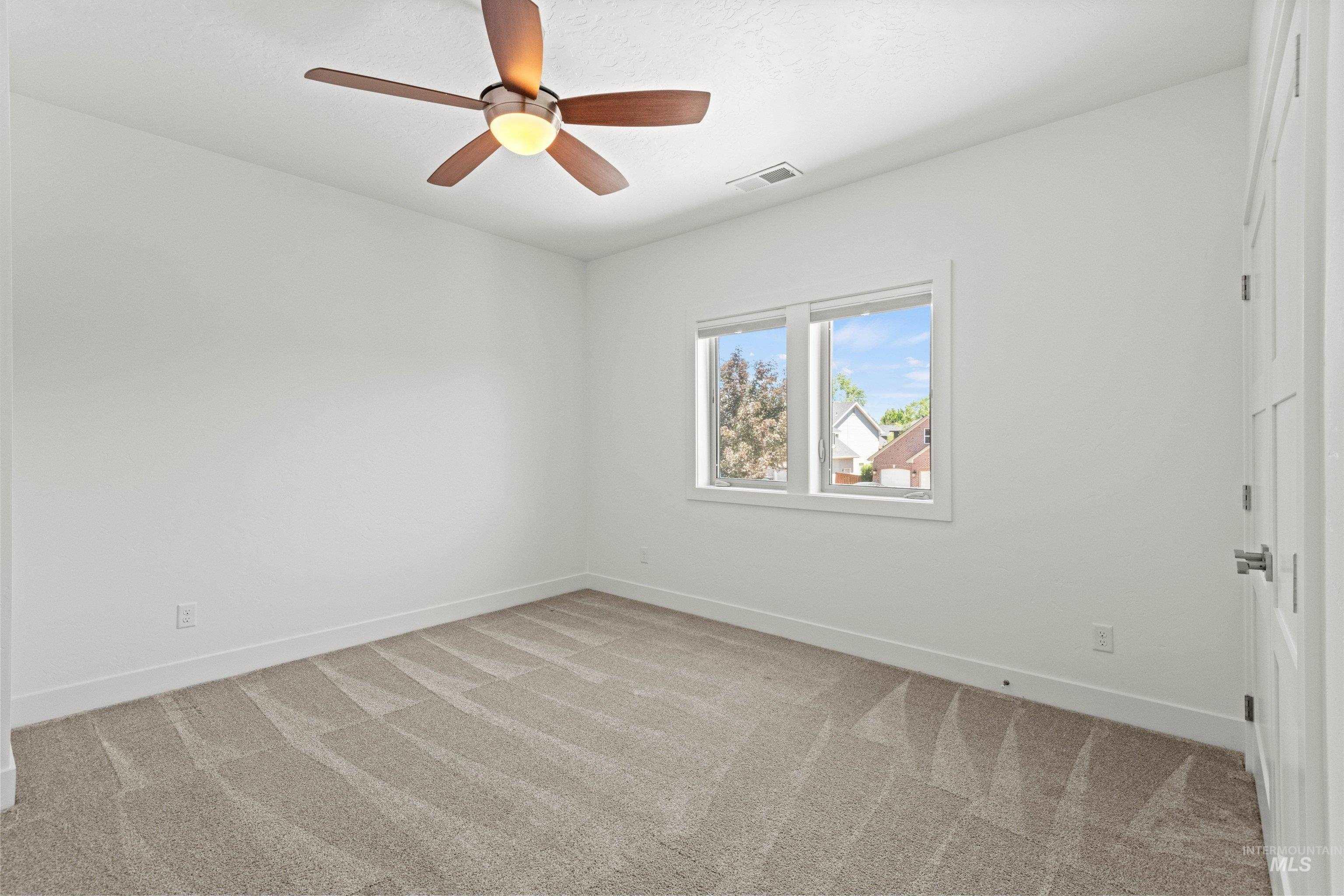 5835 N Red Hills Pl, Meridian, Idaho 83646, 3 Bedrooms, 2.5 Bathrooms, Residential For Sale, Price $868,000, 98990965