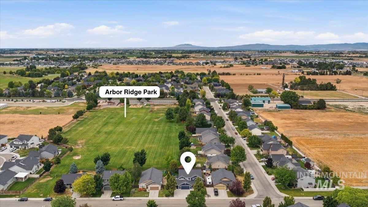 582 W Treehouse Way, Kuna, Idaho 83634, 5 Bedrooms, 2.5 Bathrooms, Residential For Sale, Price $525,000, 98990966