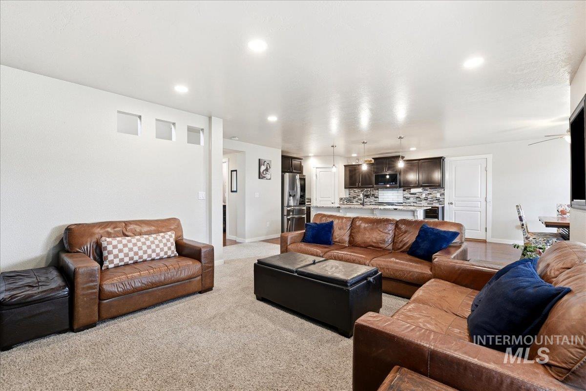 582 W Treehouse Way, Kuna, Idaho 83634, 5 Bedrooms, 2.5 Bathrooms, Residential For Sale, Price $525,000, 98990966
