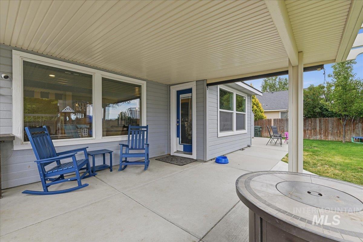 582 W Treehouse Way, Kuna, Idaho 83634, 5 Bedrooms, 2.5 Bathrooms, Residential For Sale, Price $525,000, 98990966