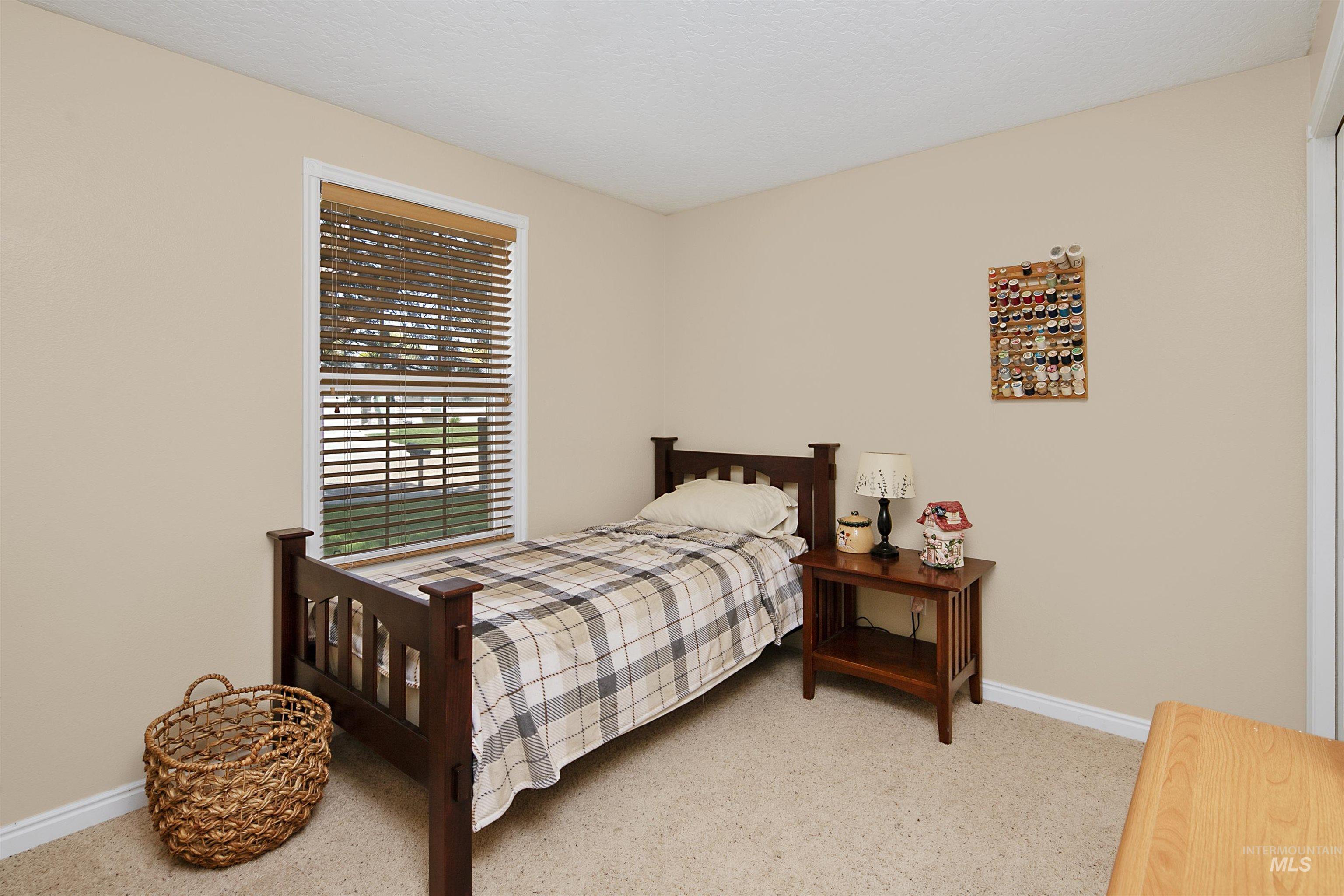 1707 Silver Loop, Nampa, Idaho 83686, 3 Bedrooms, 2 Bathrooms, Residential For Sale, Price $372,000, 98990968