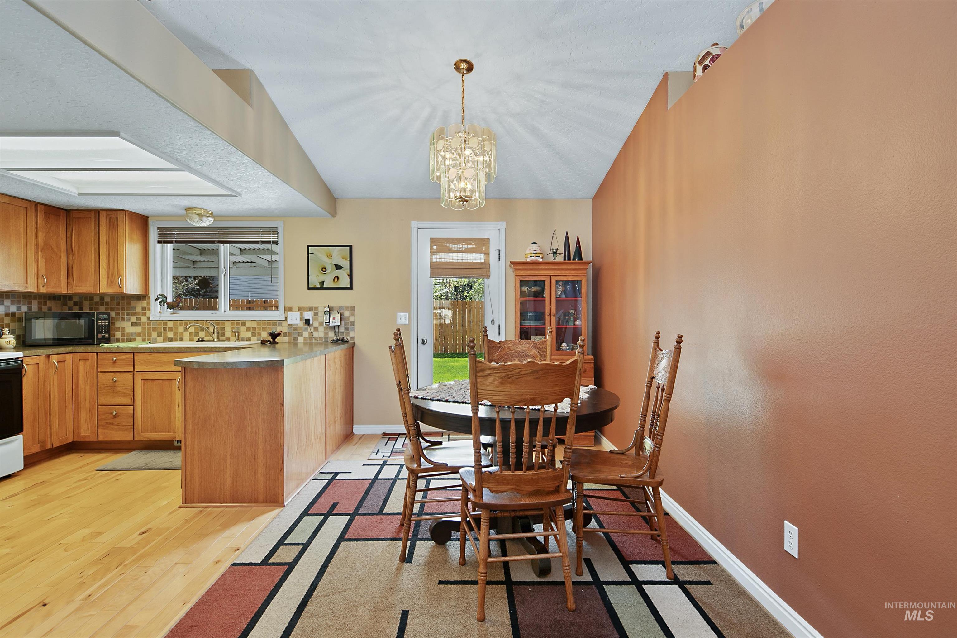 1707 Silver Loop, Nampa, Idaho 83686, 3 Bedrooms, 2 Bathrooms, Residential For Sale, Price $372,000, 98990968