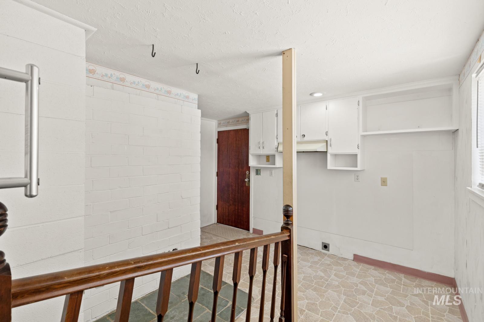 1876 6th Ave, Clarkston, Washington 99403, 2 Bedrooms, 2 Bathrooms, Residential For Sale, Price $385,000, 98990969
