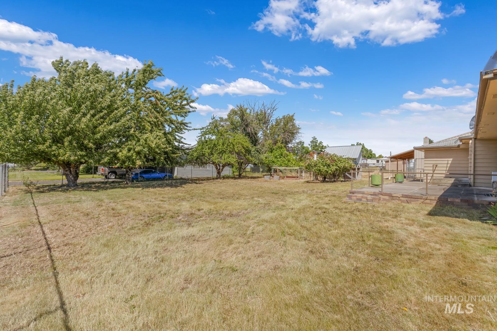 1876 6th Ave, Clarkston, Washington 99403, 2 Bedrooms, 2 Bathrooms, Residential For Sale, Price $385,000, 98990969