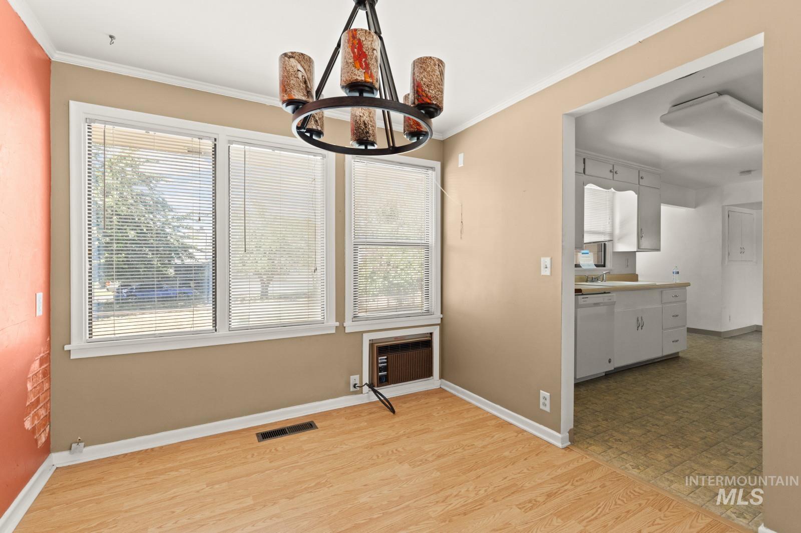 1876 6th Ave, Clarkston, Washington 99403, 2 Bedrooms, 2 Bathrooms, Residential For Sale, Price $385,000, 98990969