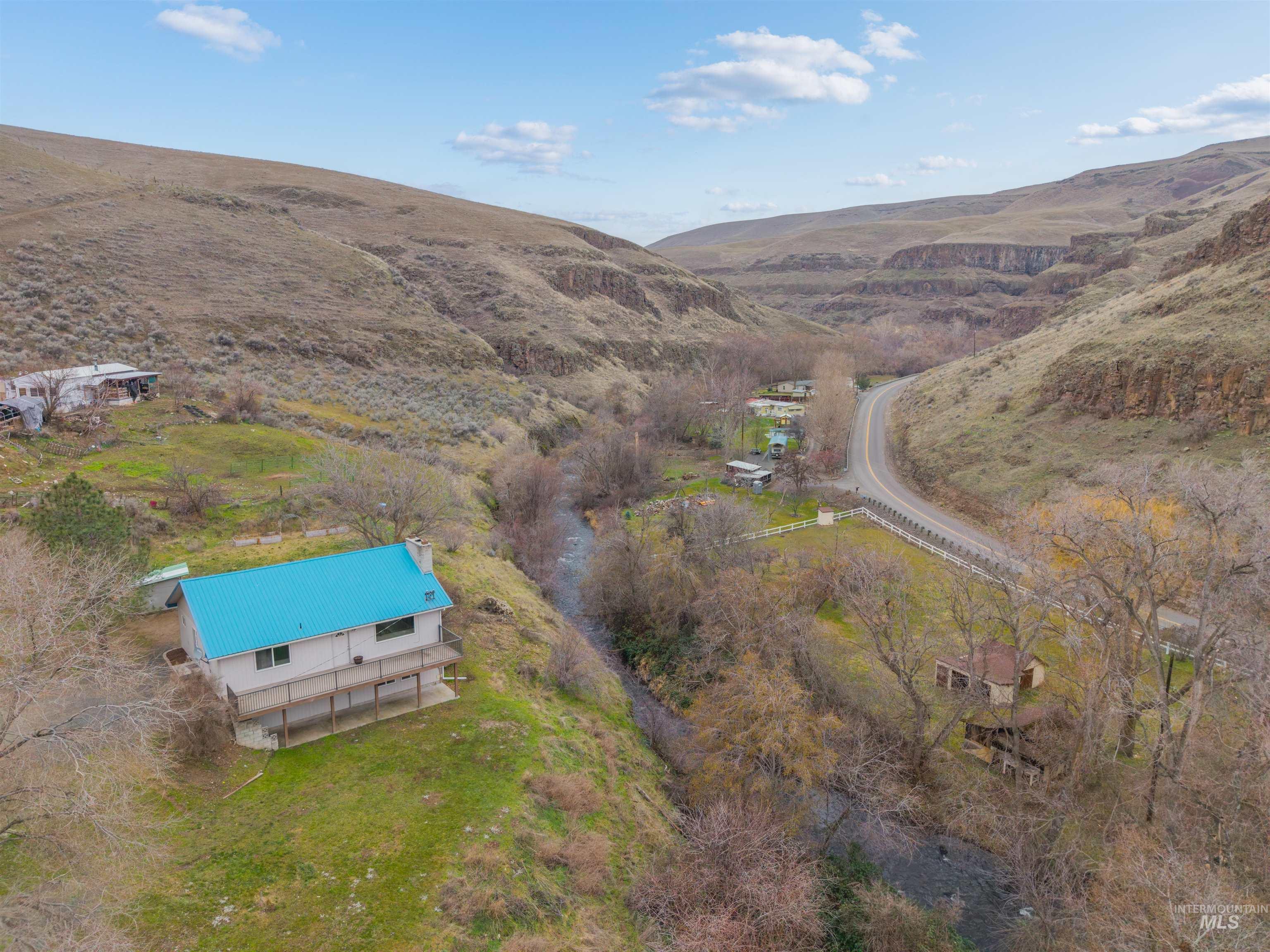 8049 Asotin Creek Road, Asotin, Washington 99402, 3 Bedrooms, 2 Bathrooms, Residential For Sale, Price $459,900,MLS 98990970