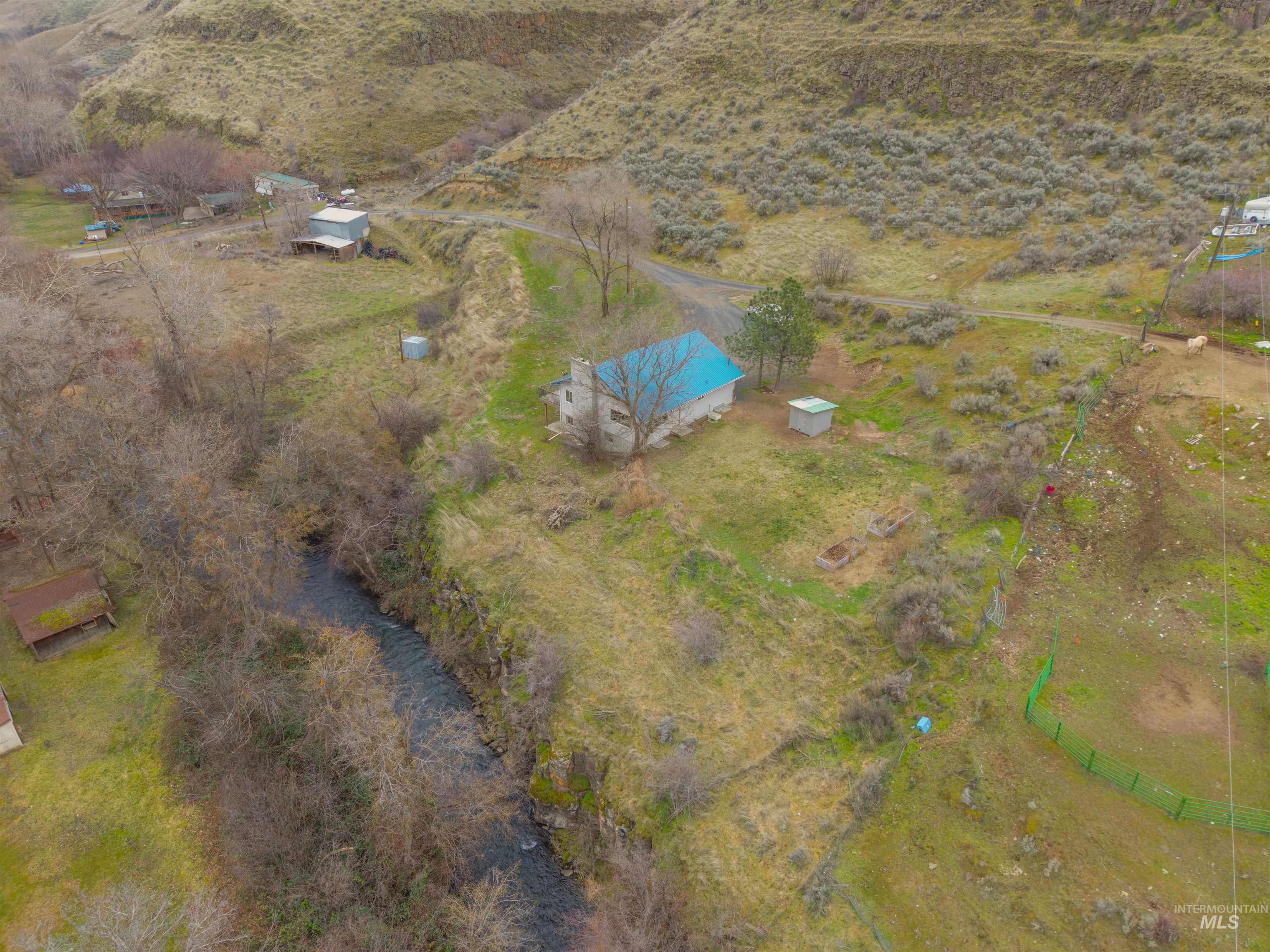 8049 Asotin Creek Road, Asotin, Washington 99402, 3 Bedrooms, 2 Bathrooms, Residential For Sale, Price $459,900,MLS 98990970