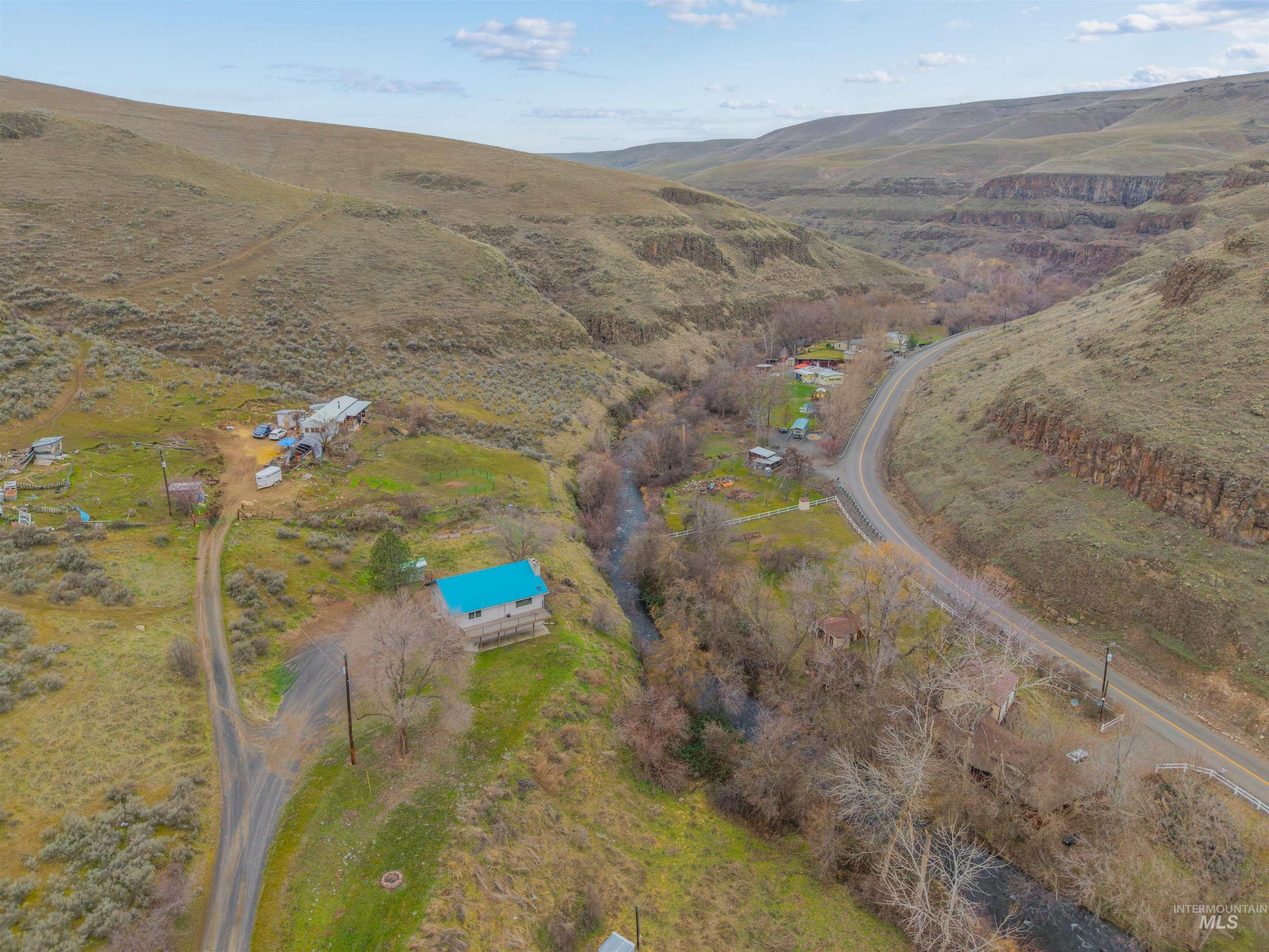 8049 Asotin Creek Road, Asotin, Washington 99402, 3 Bedrooms, 2 Bathrooms, Residential For Sale, Price $459,900,MLS 98990970