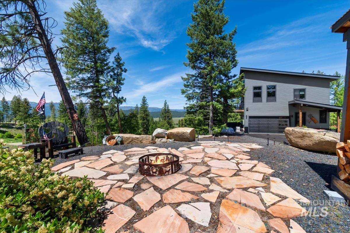 35 San Ignacio Way, Cascade, Idaho 83611, 4 Bedrooms, 2.5 Bathrooms, Residential For Sale, Price $975,000, 98990971