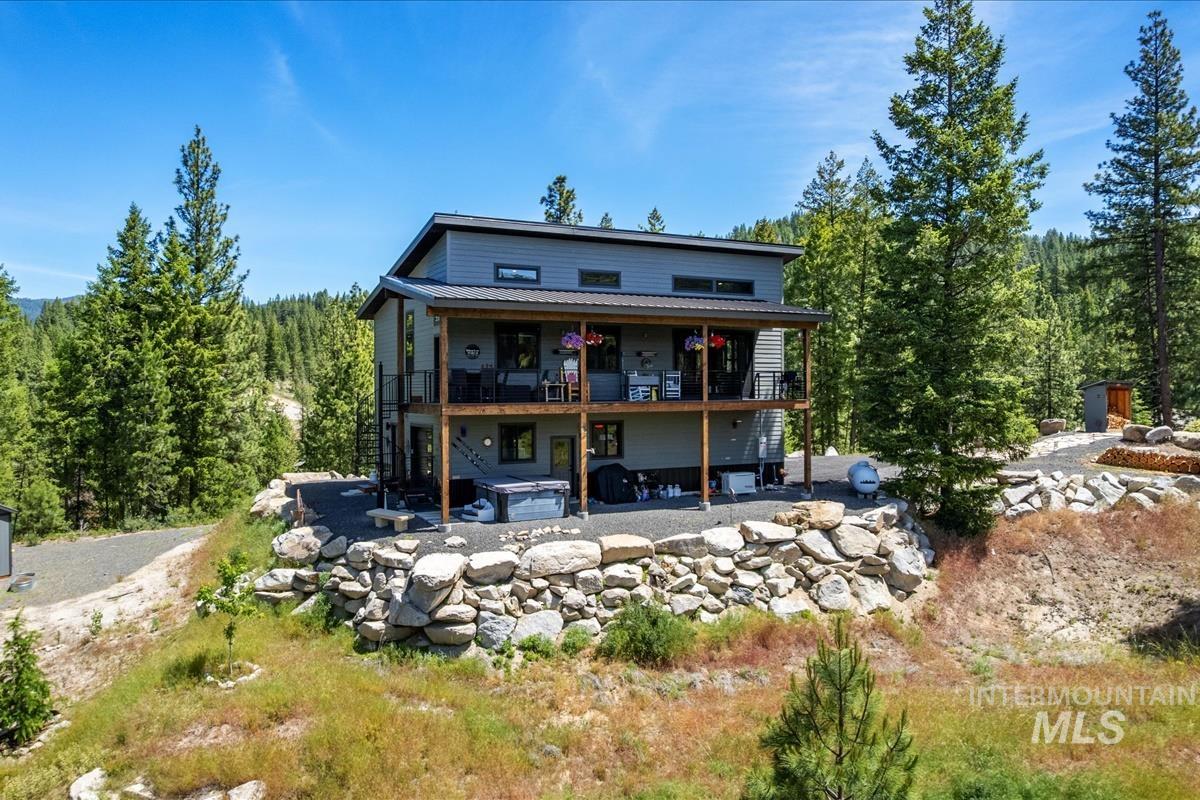 35 San Ignacio Way, Cascade, Idaho 83611, 4 Bedrooms, 2.5 Bathrooms, Residential For Sale, Price $975,000,MLS 98990971
