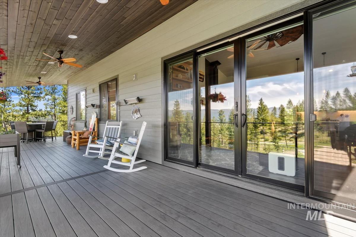 35 San Ignacio Way, Cascade, Idaho 83611, 4 Bedrooms, 2.5 Bathrooms, Residential For Sale, Price $975,000,MLS 98990971