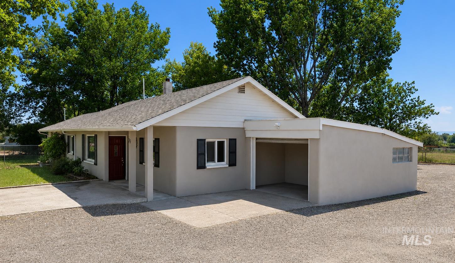 79 N Robinson Rd, Nampa, Idaho 83687, 4 Bedrooms, 2 Bathrooms, Residential For Sale, Price $1,400,000, 98990973