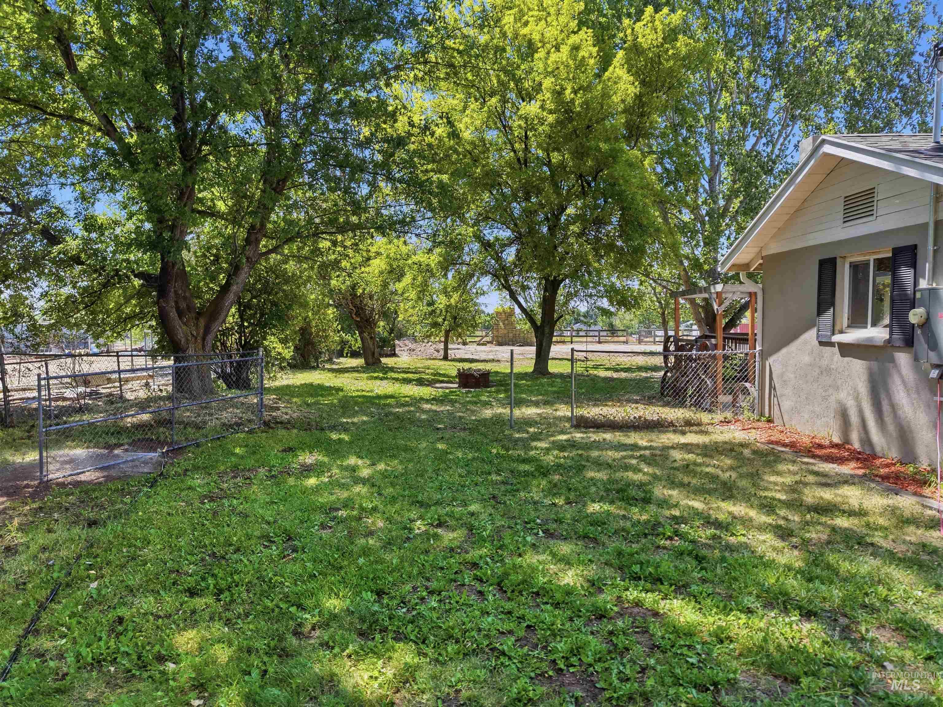 79 N Robinson Rd, Nampa, Idaho 83687, 4 Bedrooms, 2 Bathrooms, Residential For Sale, Price $1,400,000, 98990973
