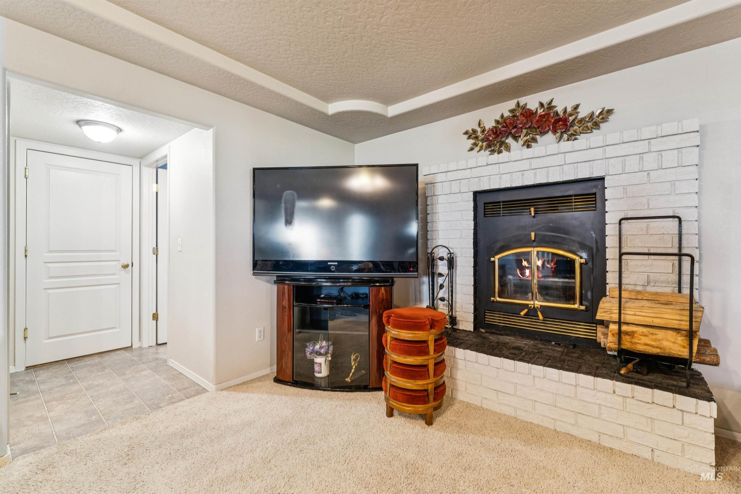 6026 Whispering Hills Dr, Marsing, Idaho 83639, 3 Bedrooms, 2.5 Bathrooms, Residential For Sale, Price $635,000,MLS 98990975