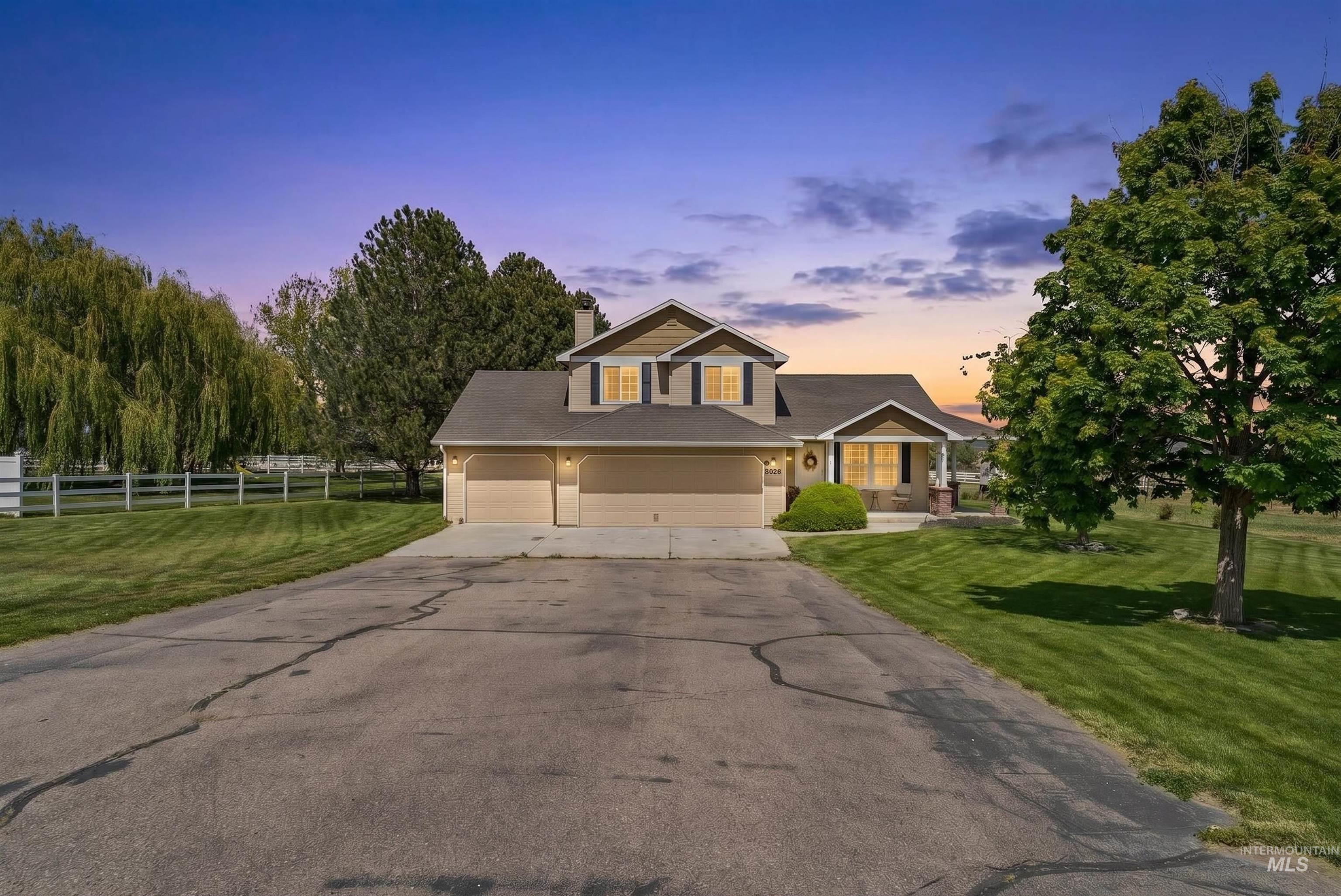 6026 Whispering Hills Dr, Marsing, Idaho 83639, 3 Bedrooms, 2.5 Bathrooms, Residential For Sale, Price $635,000,MLS 98990975