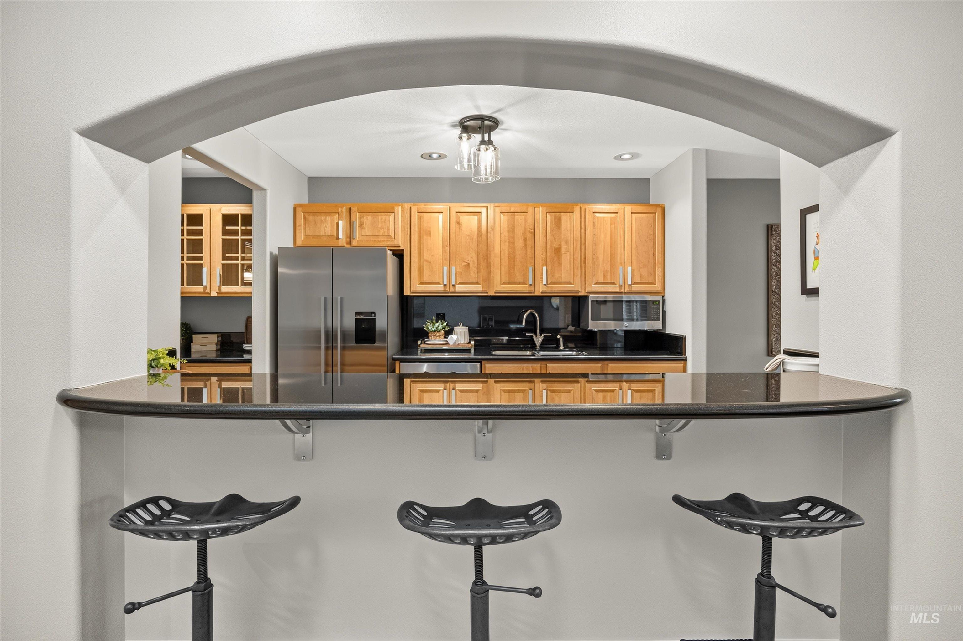 804 E Riverpark Ln, Boise, Idaho 83706, 2 Bedrooms, 2.5 Bathrooms, Residential For Sale, Price $650,000,MLS 98990979