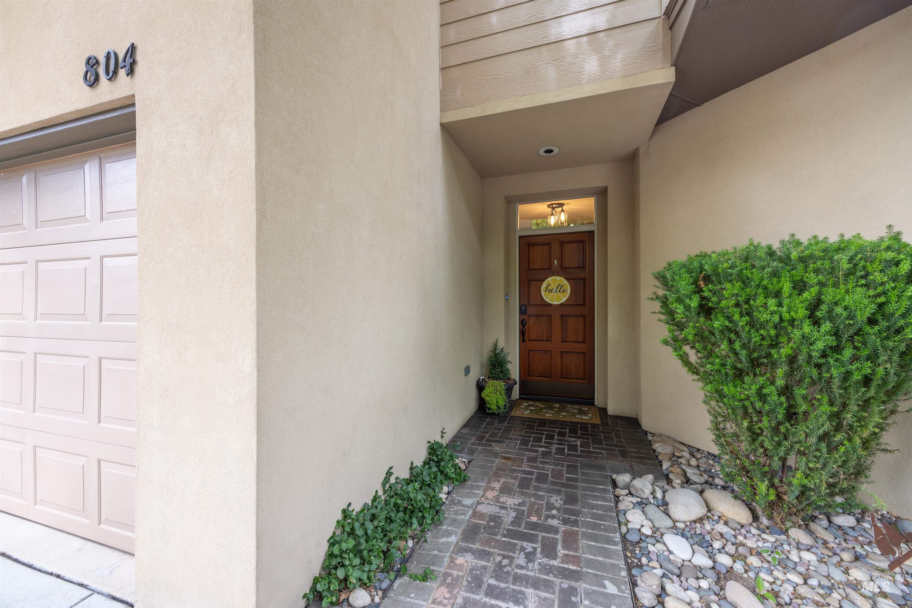 804 E Riverpark Ln, Boise, Idaho 83706, 2 Bedrooms, 2.5 Bathrooms, Residential For Sale, Price $650,000,MLS 98990979