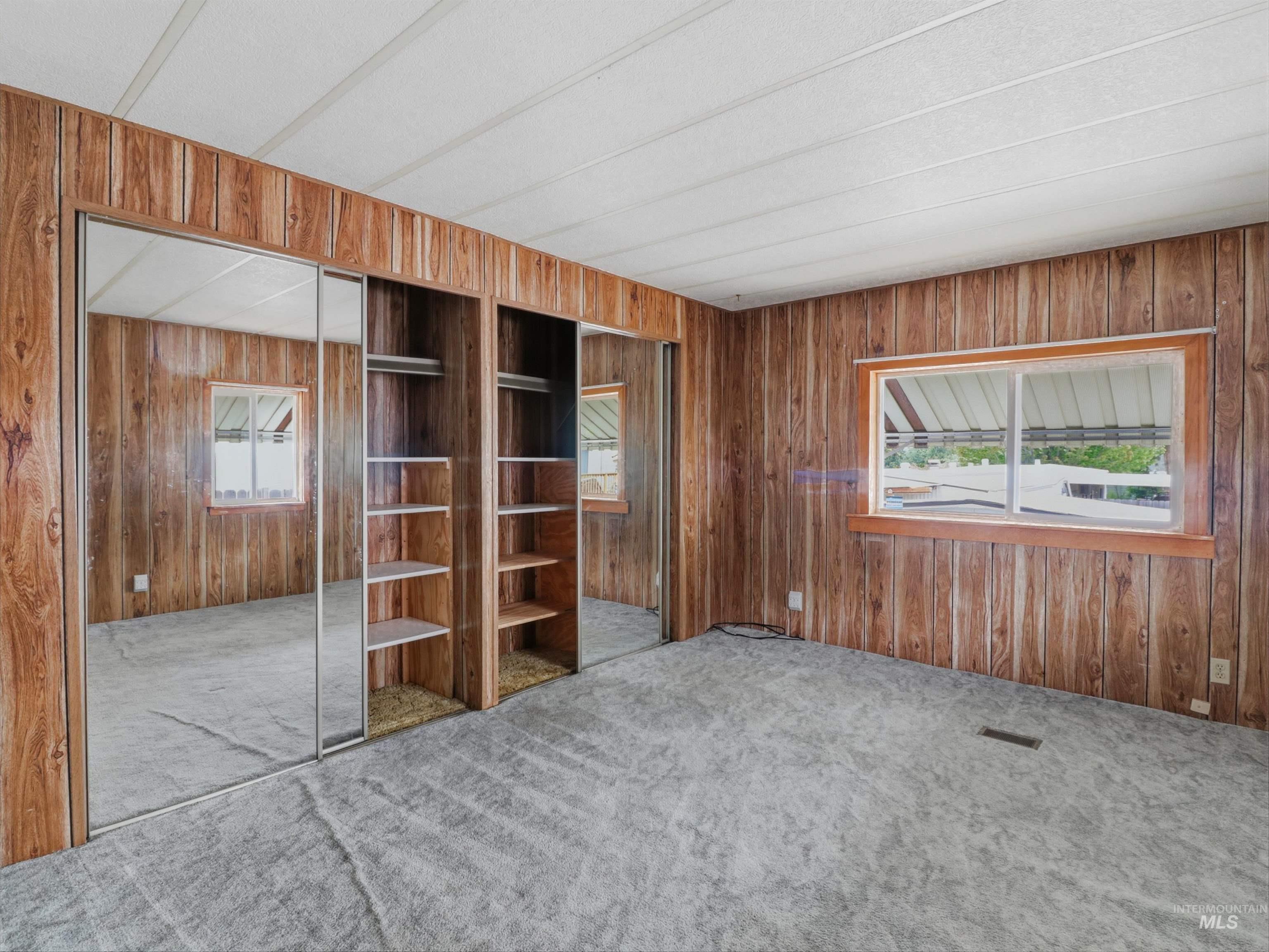 5615 E Woodcross Dr, Boise, Idaho 83716, 2 Bedrooms, 1 Bathroom, Residential For Sale, Price $229,900, 98990980