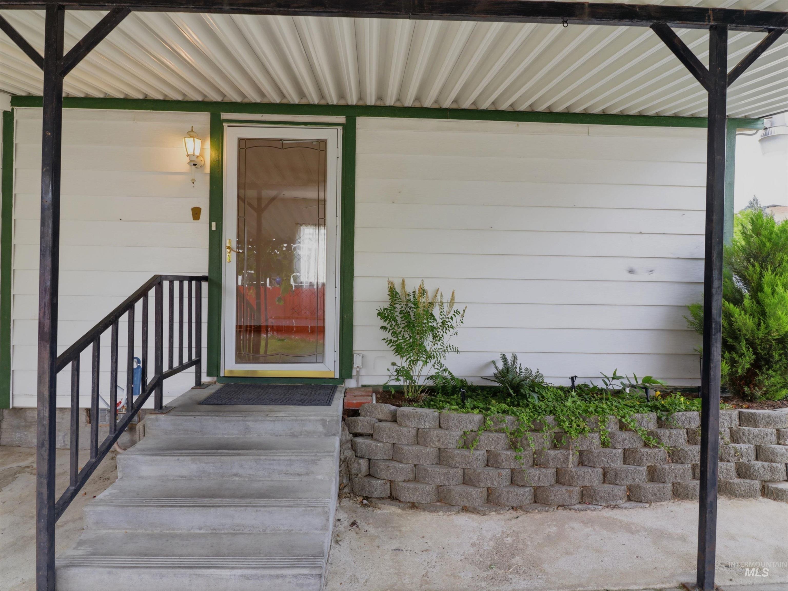 5615 E Woodcross Dr, Boise, Idaho 83716, 2 Bedrooms, 1 Bathroom, Residential For Sale, Price $229,900, 98990980