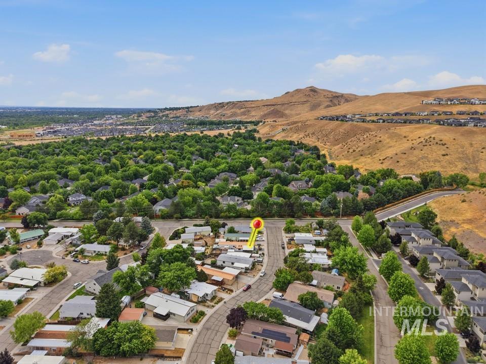 5615 E Woodcross Dr, Boise, Idaho 83716, 2 Bedrooms, 1 Bathroom, Residential For Sale, Price $229,900, 98990980