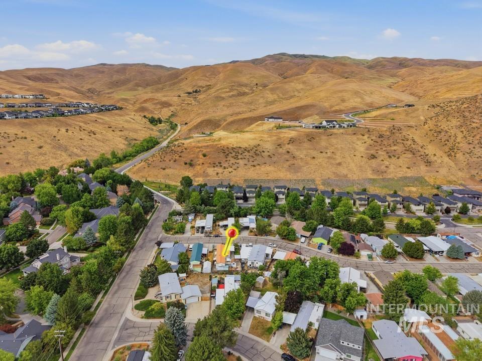 5615 E Woodcross Dr, Boise, Idaho 83716, 2 Bedrooms, 1 Bathroom, Residential For Sale, Price $229,900, 98990980