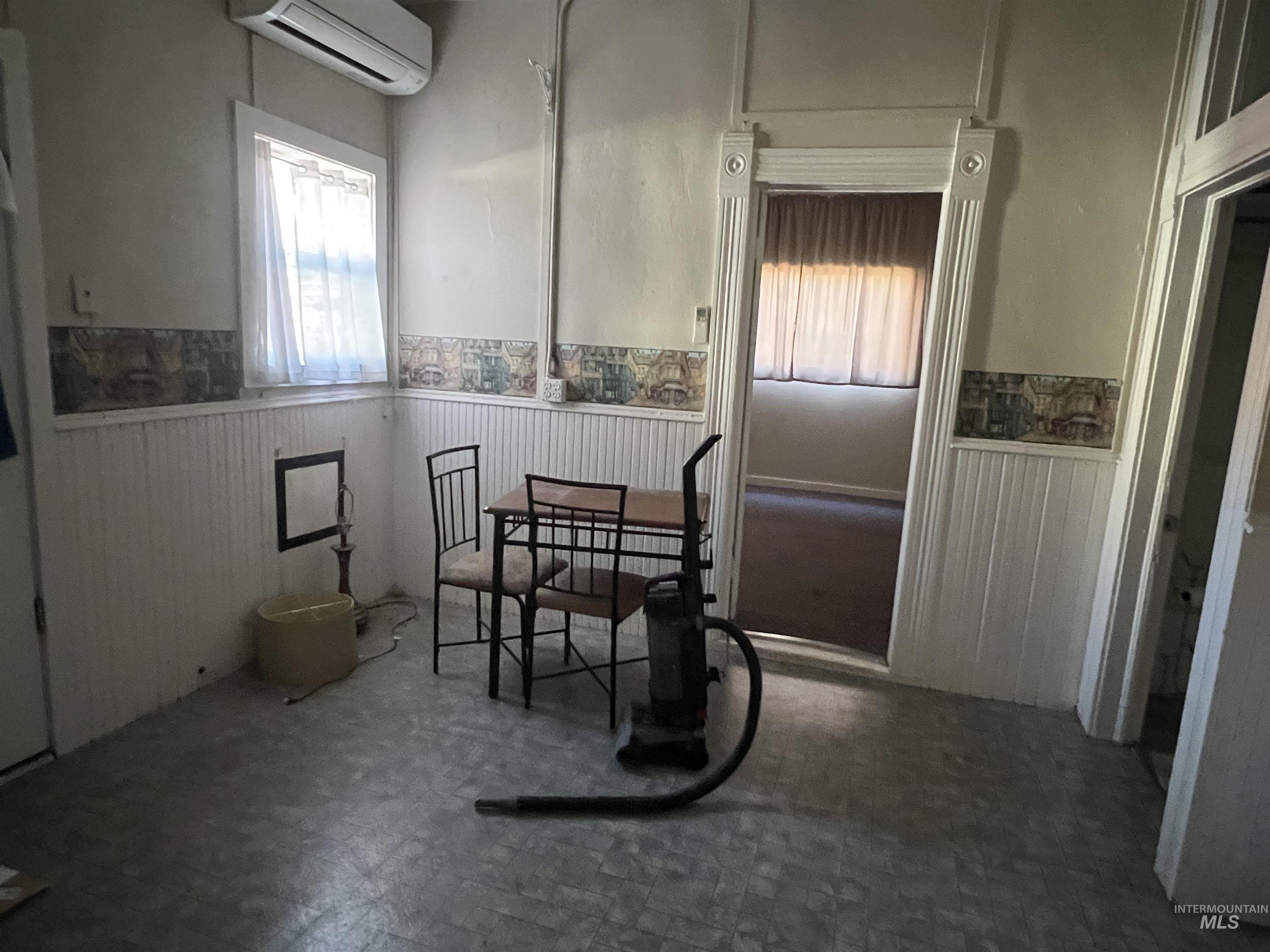 103 South Michigan, Council, Idaho 83612, 2 Bedrooms, 1 Bathroom, Residential Income For Sale, Price $420,000, 98990981