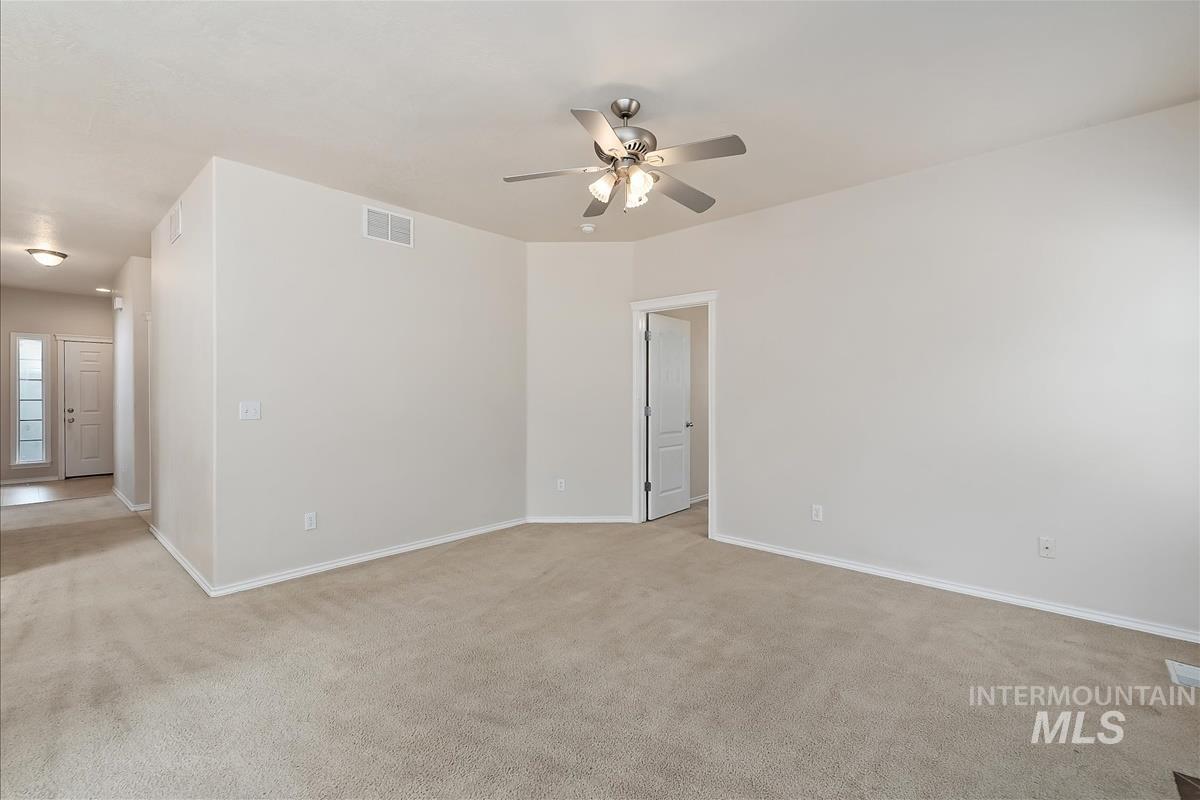 2080 W Sage Springs Ct, Meridian, Idaho 83642, 3 Bedrooms, 2.5 Bathrooms, Residential For Sale, Price $499,999,MLS 98990986